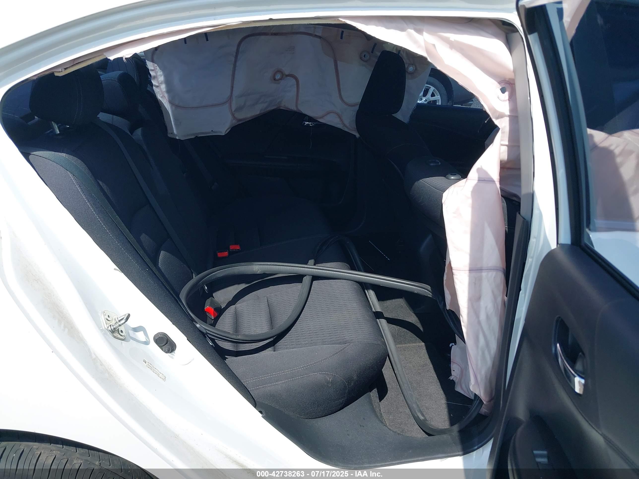 HONDA ACCORD image 8