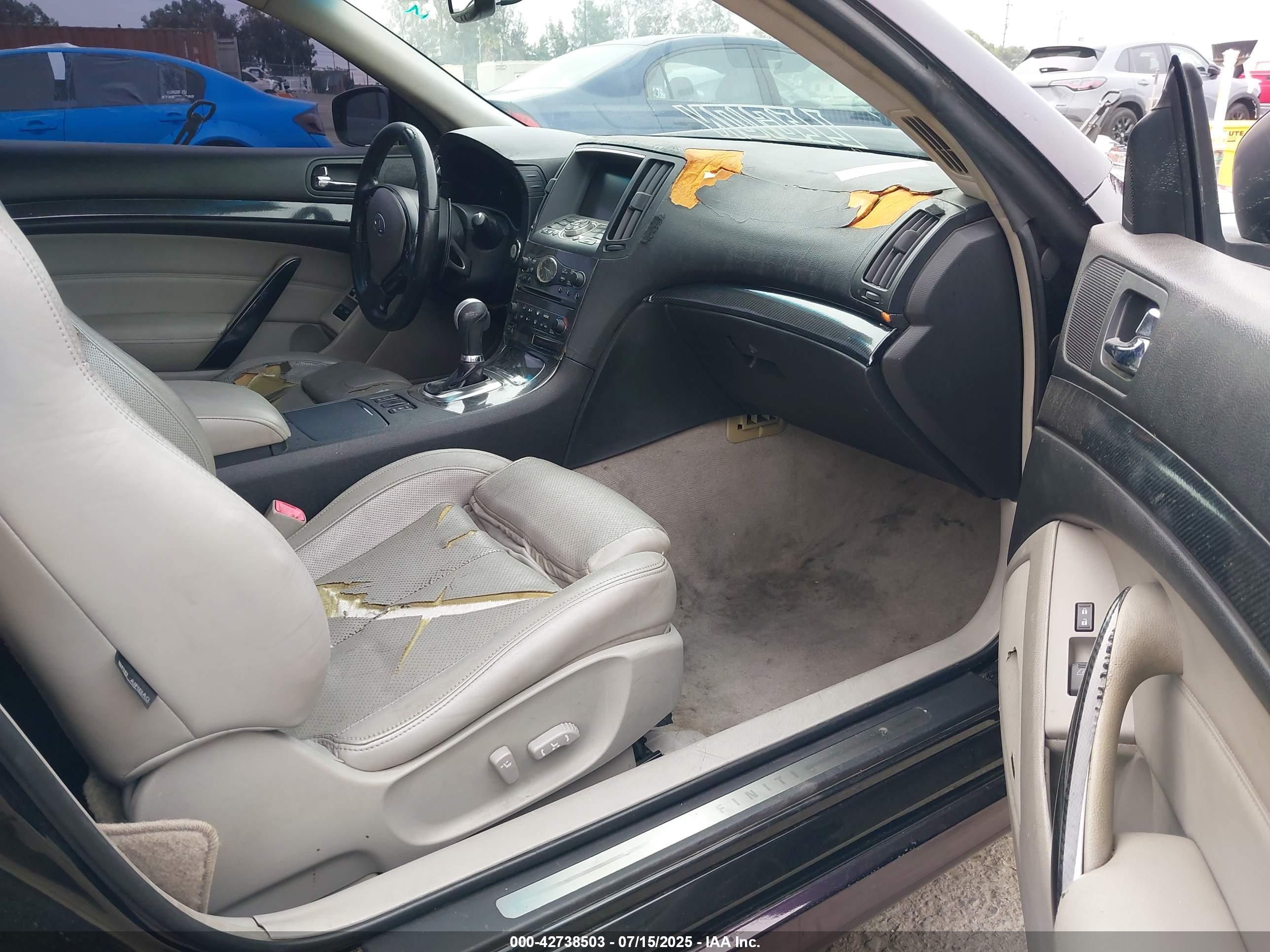 INFINITI G37 image 5