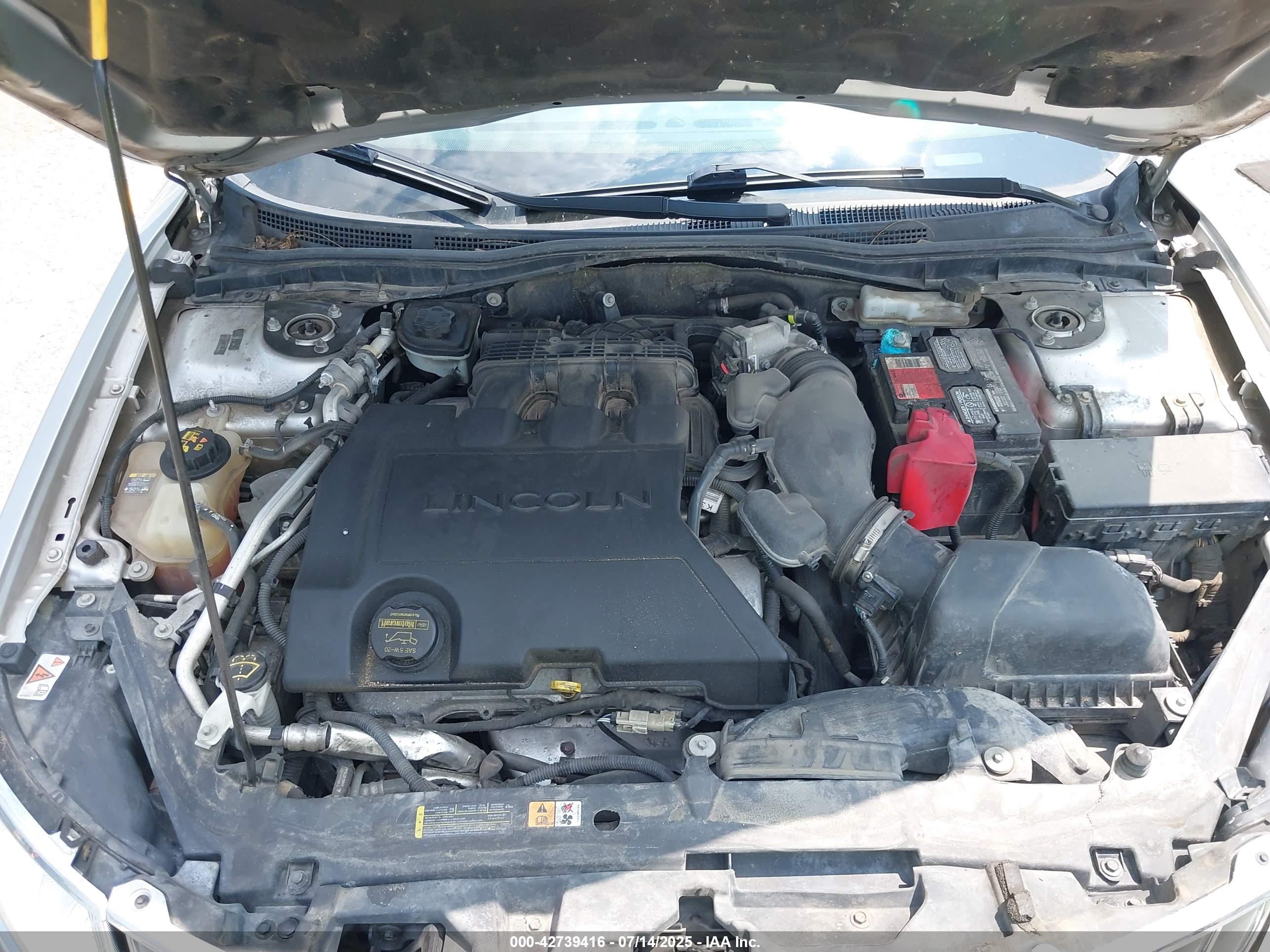 LINCOLN MKZ image 10