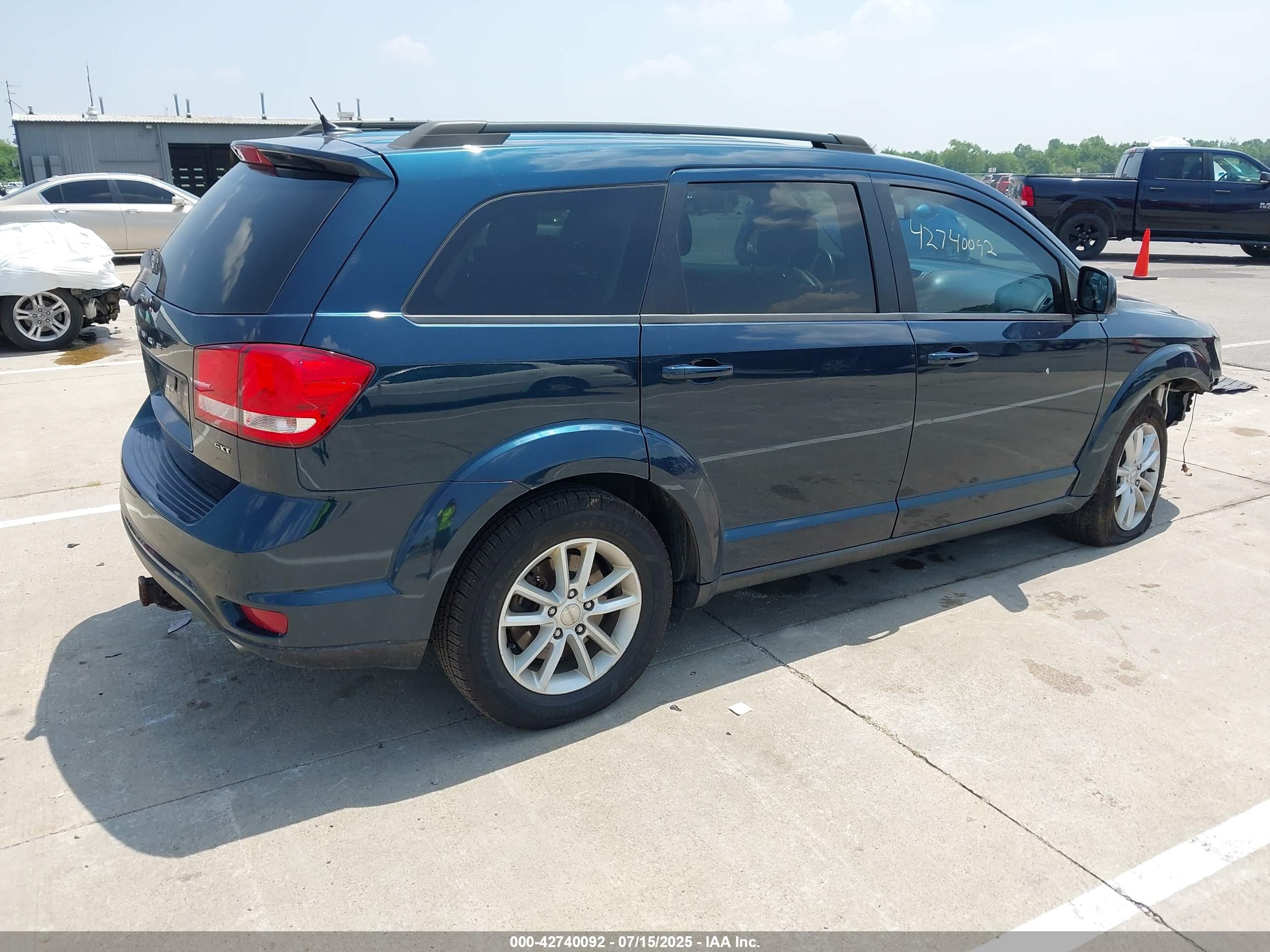 DODGE JOURNEY image 4