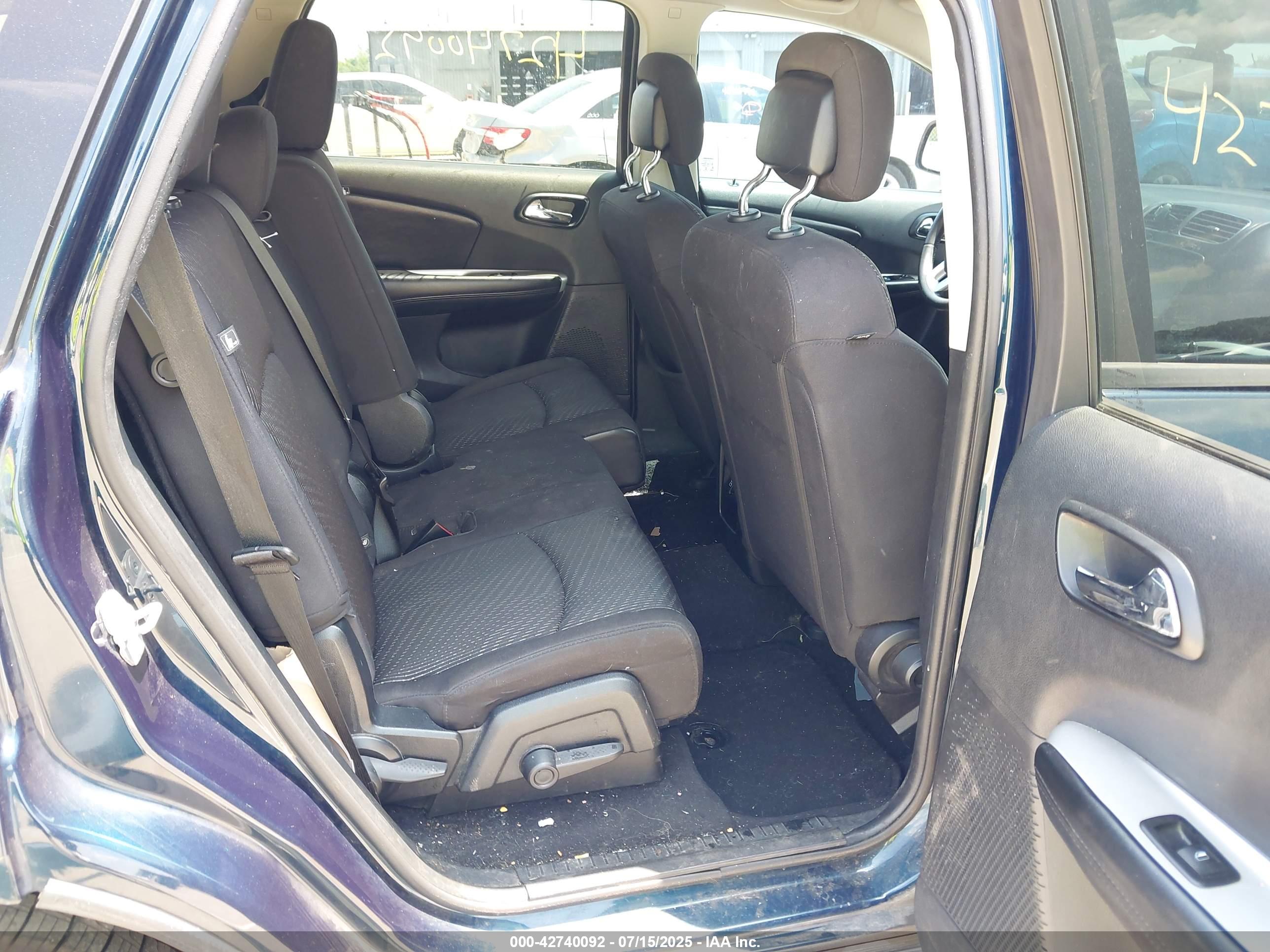 DODGE JOURNEY image 8