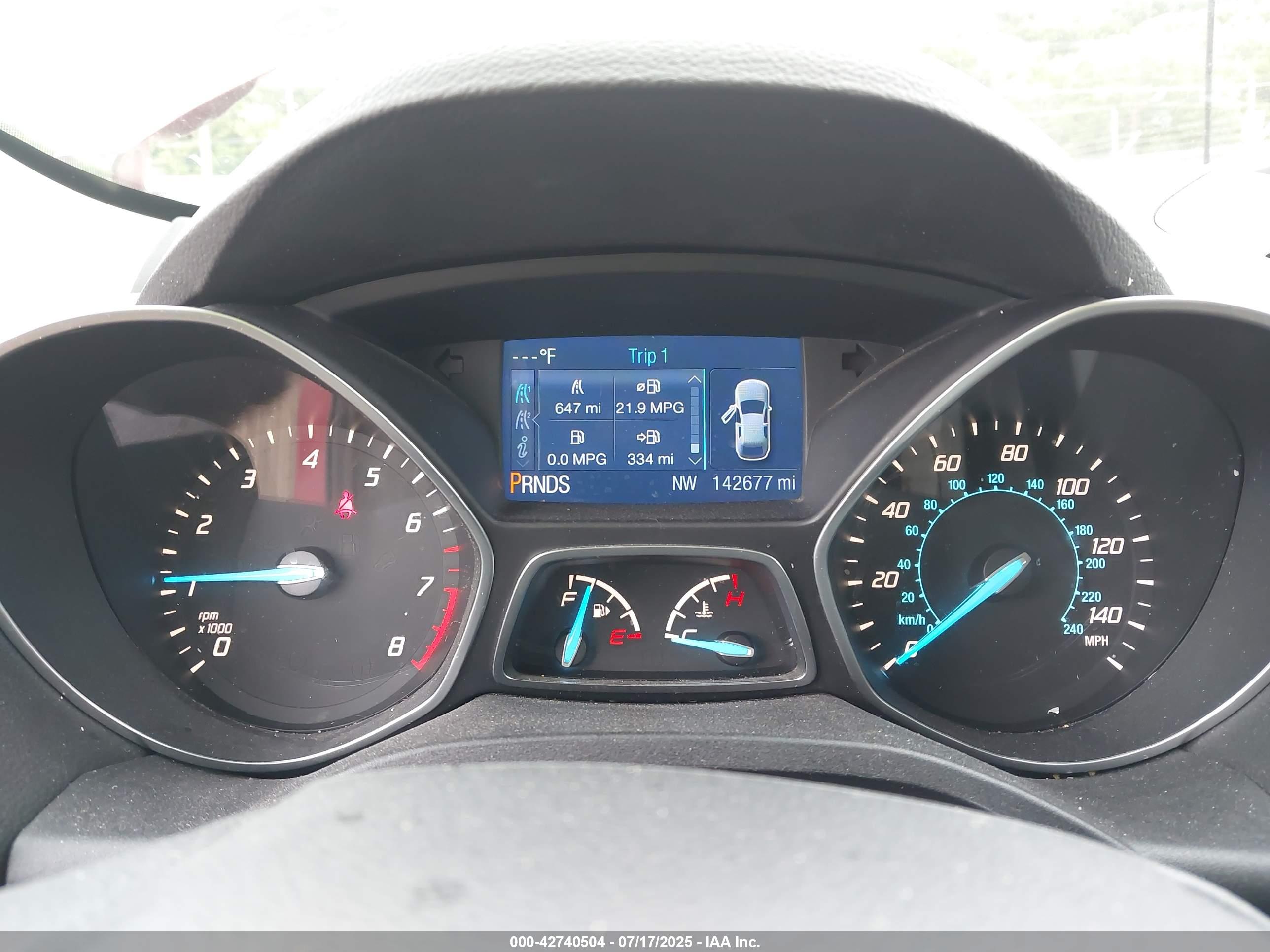 FORD ESCAPE image 7