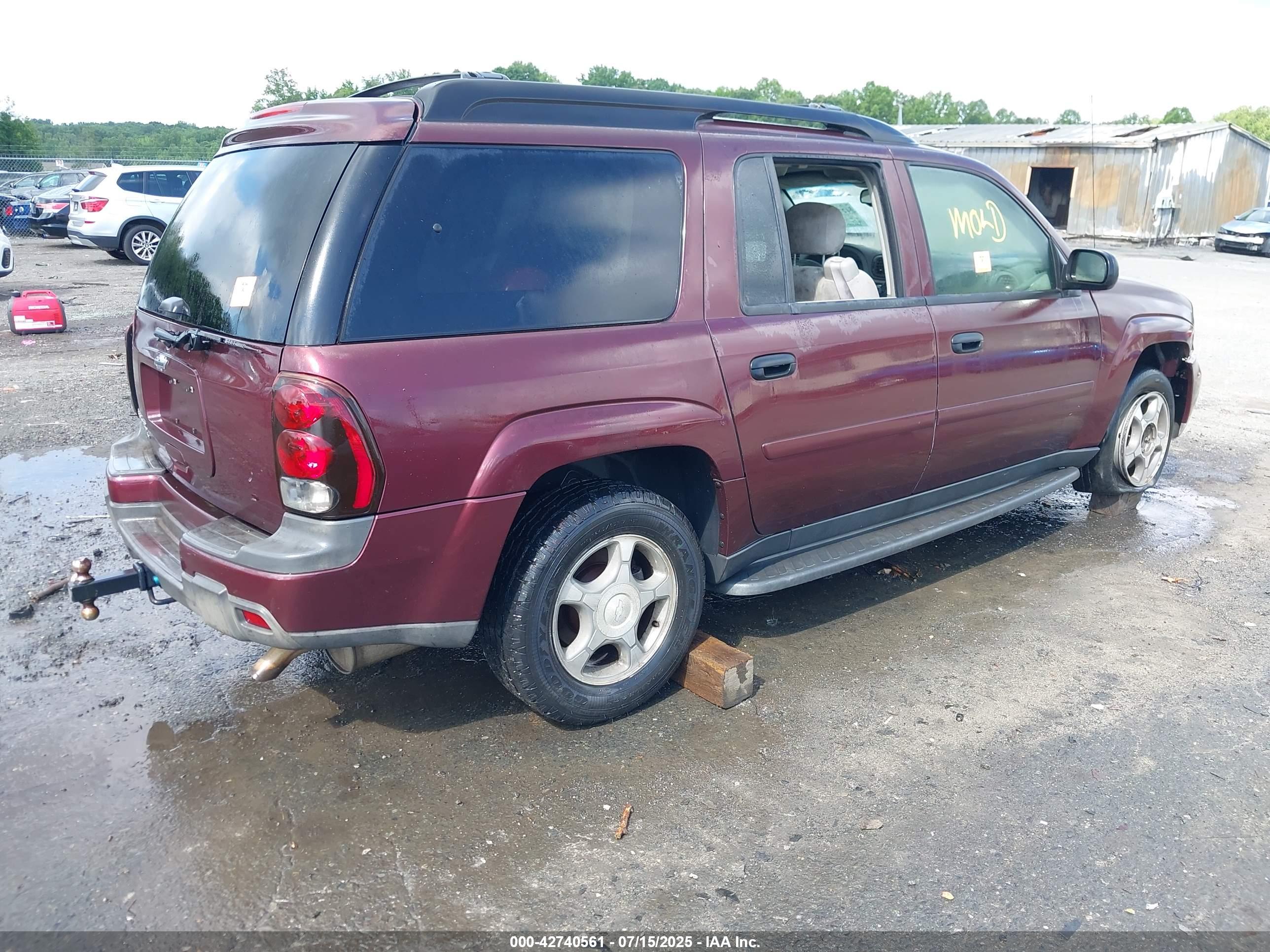 CHEVROLET TRAILBLAZER image 4