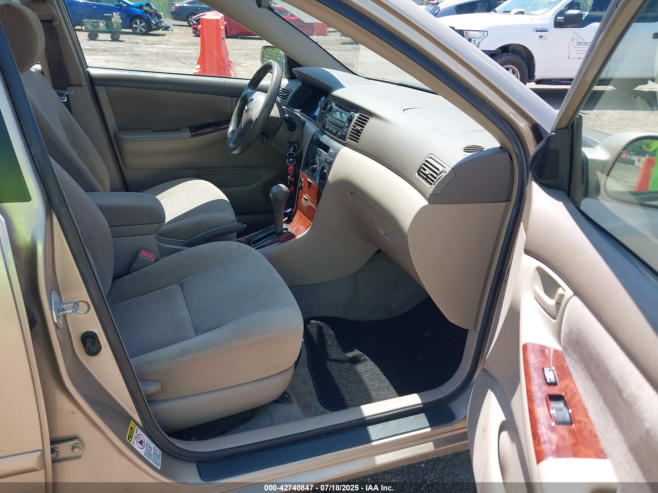 TOYOTA COROLLA image 5