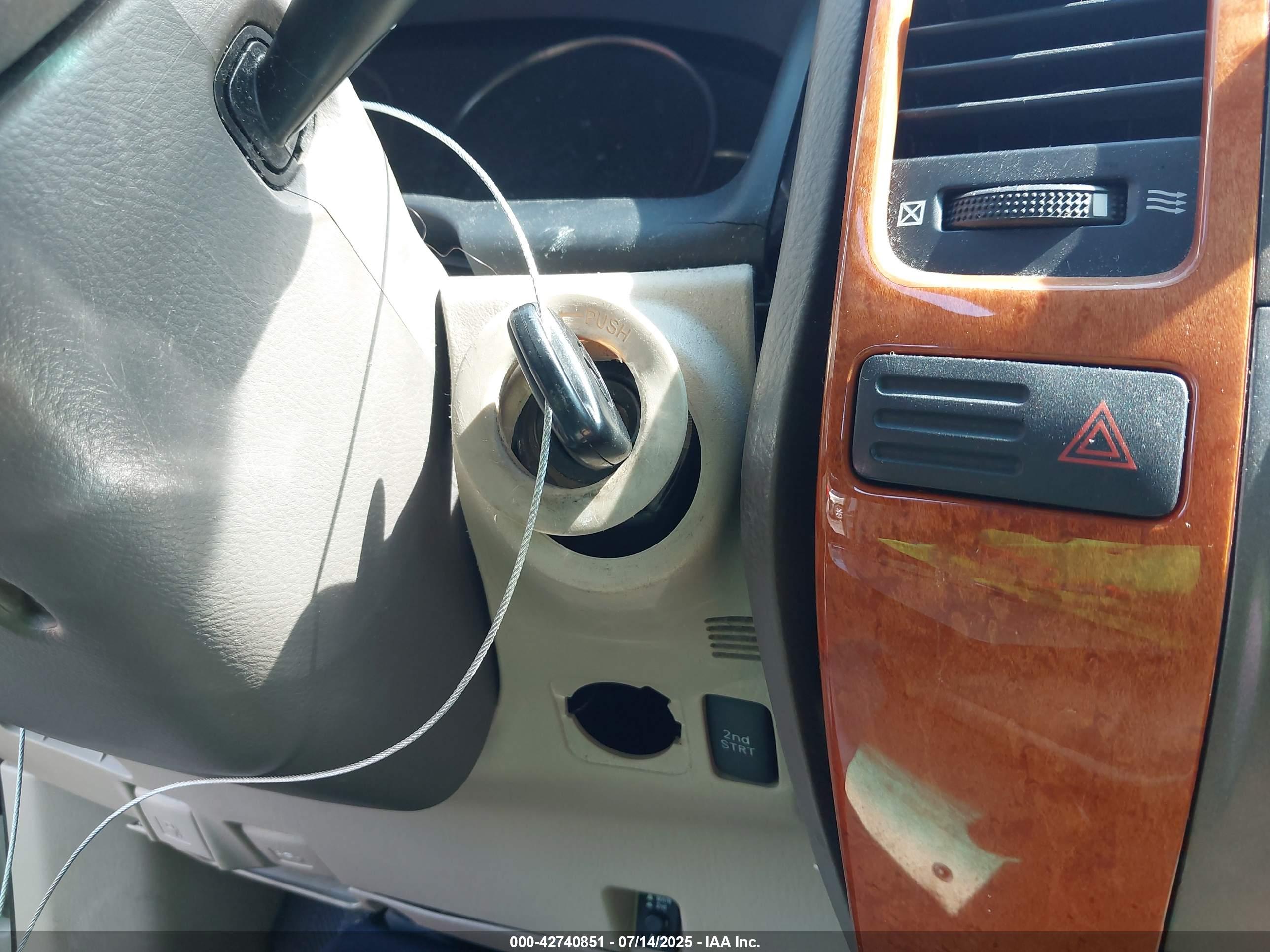 LEXUS GX image 11