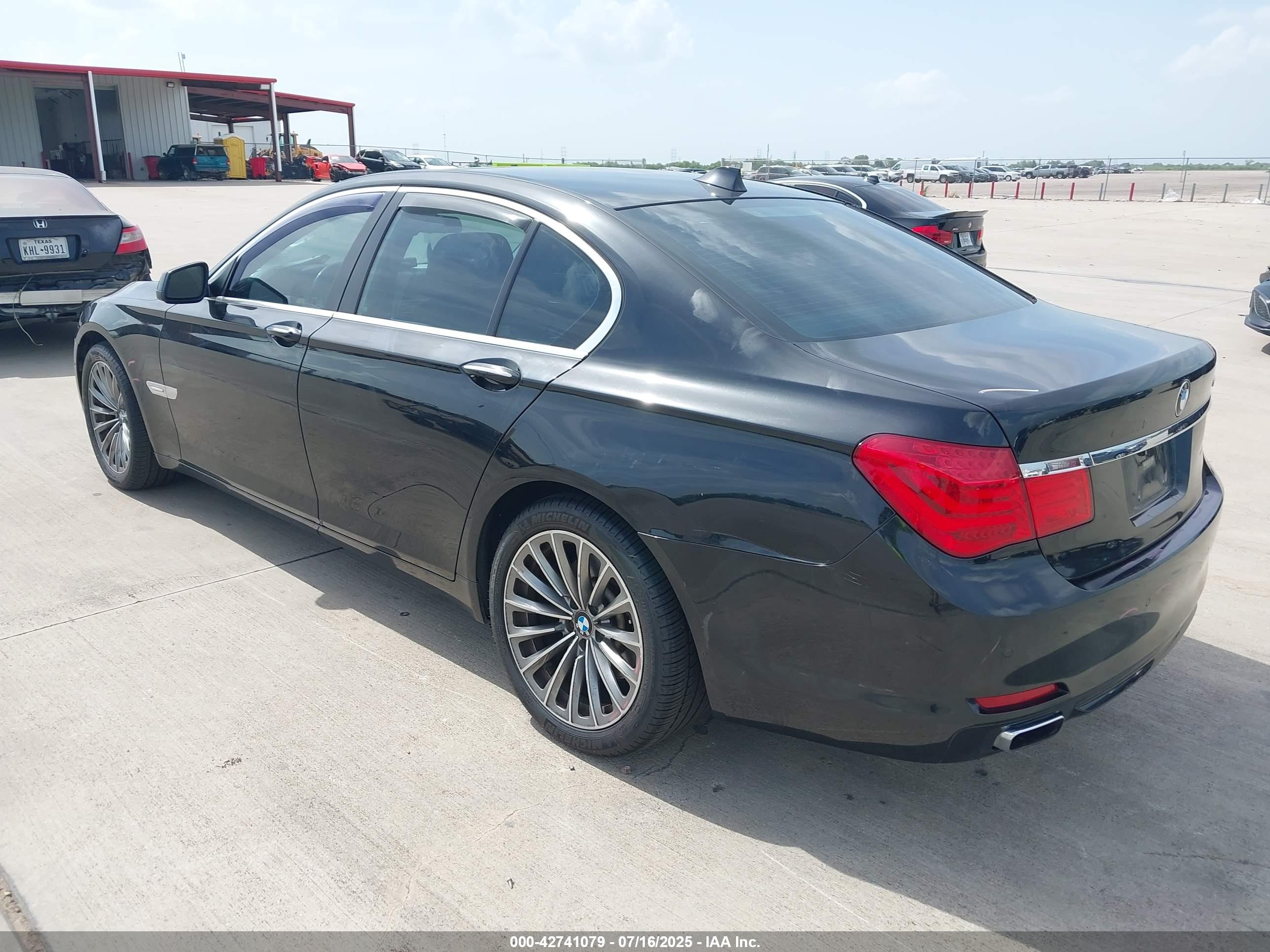 BMW 740I image 3