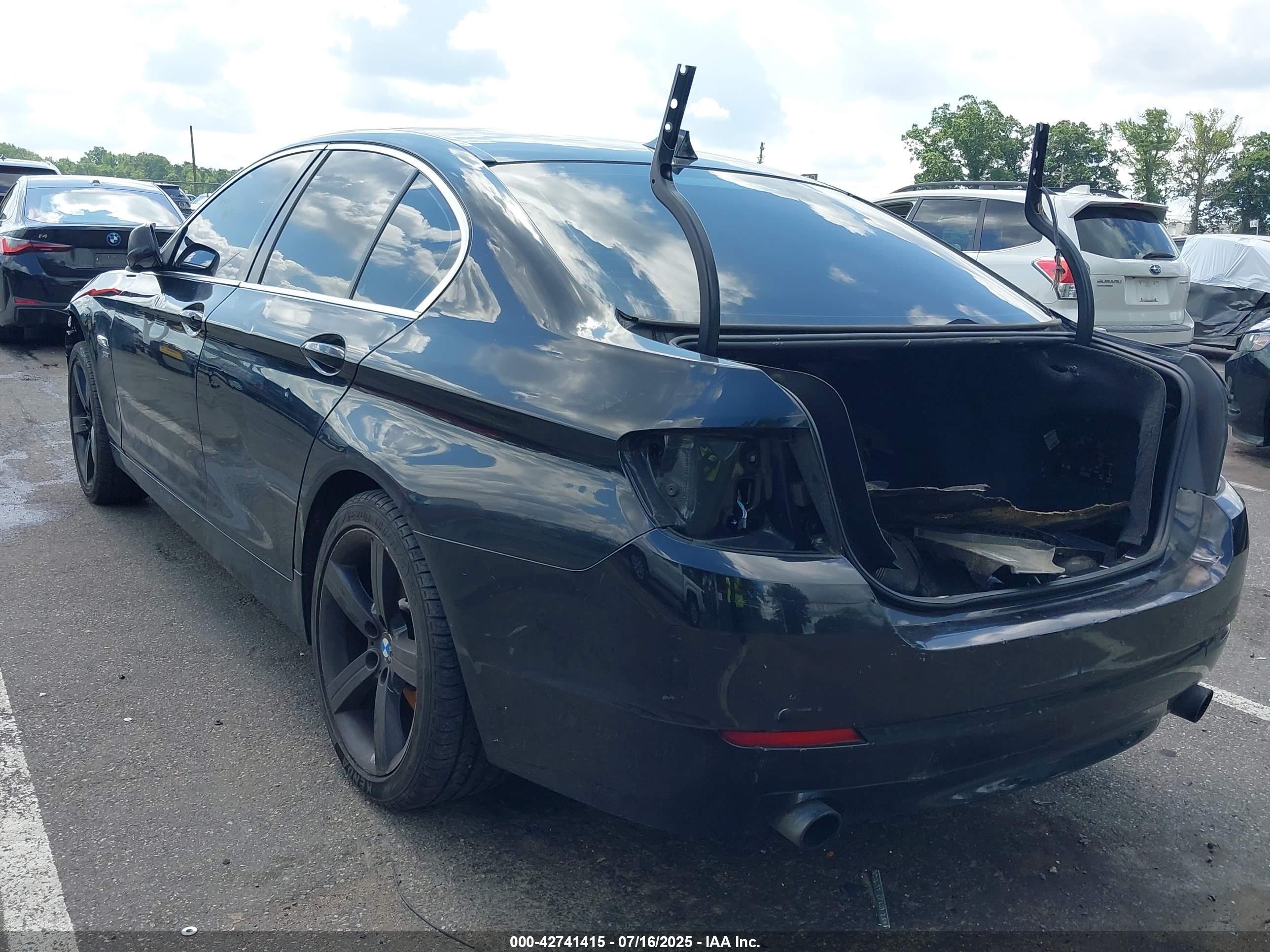 BMW 535I image 3