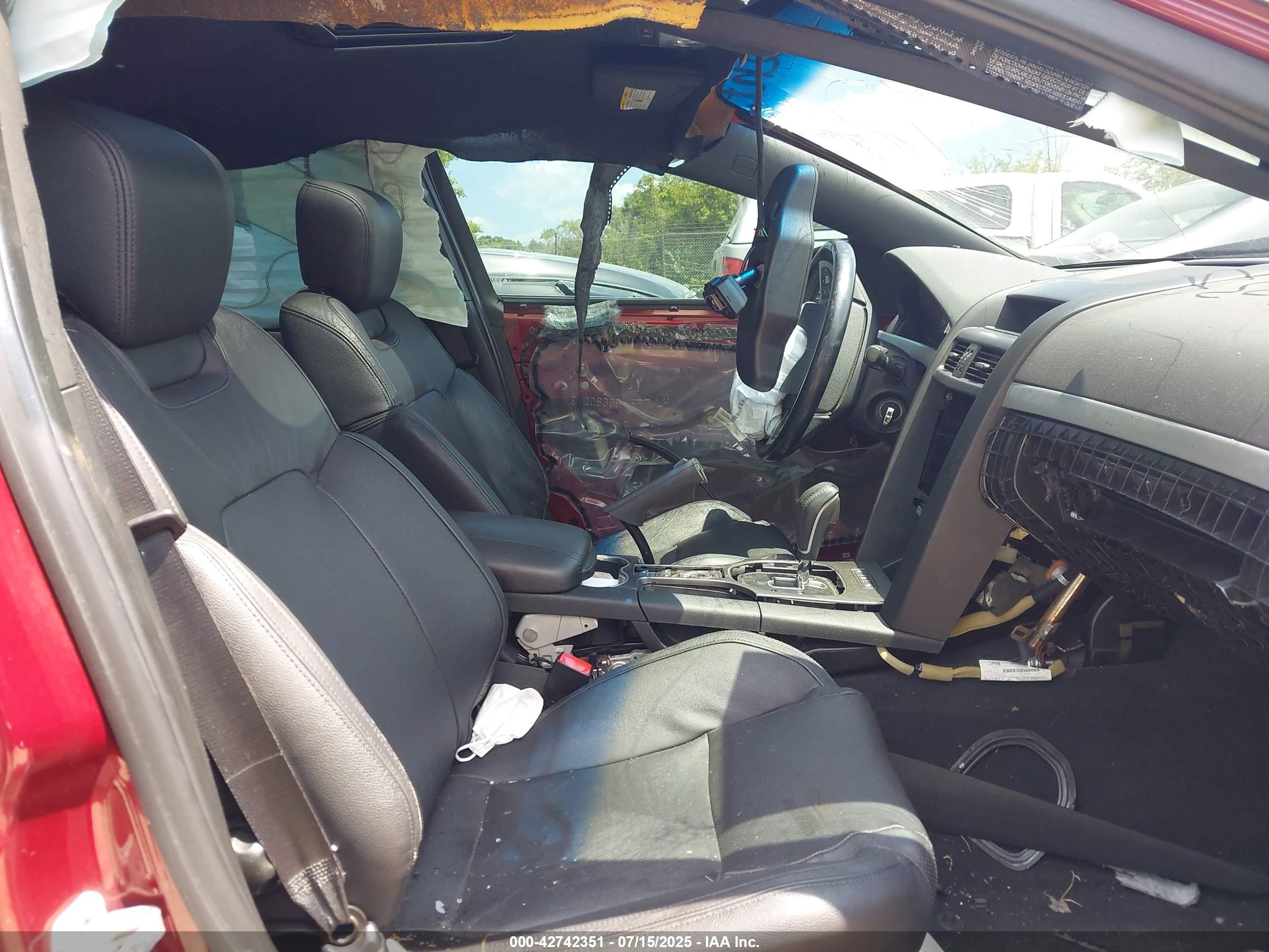 PONTIAC G8 image 5