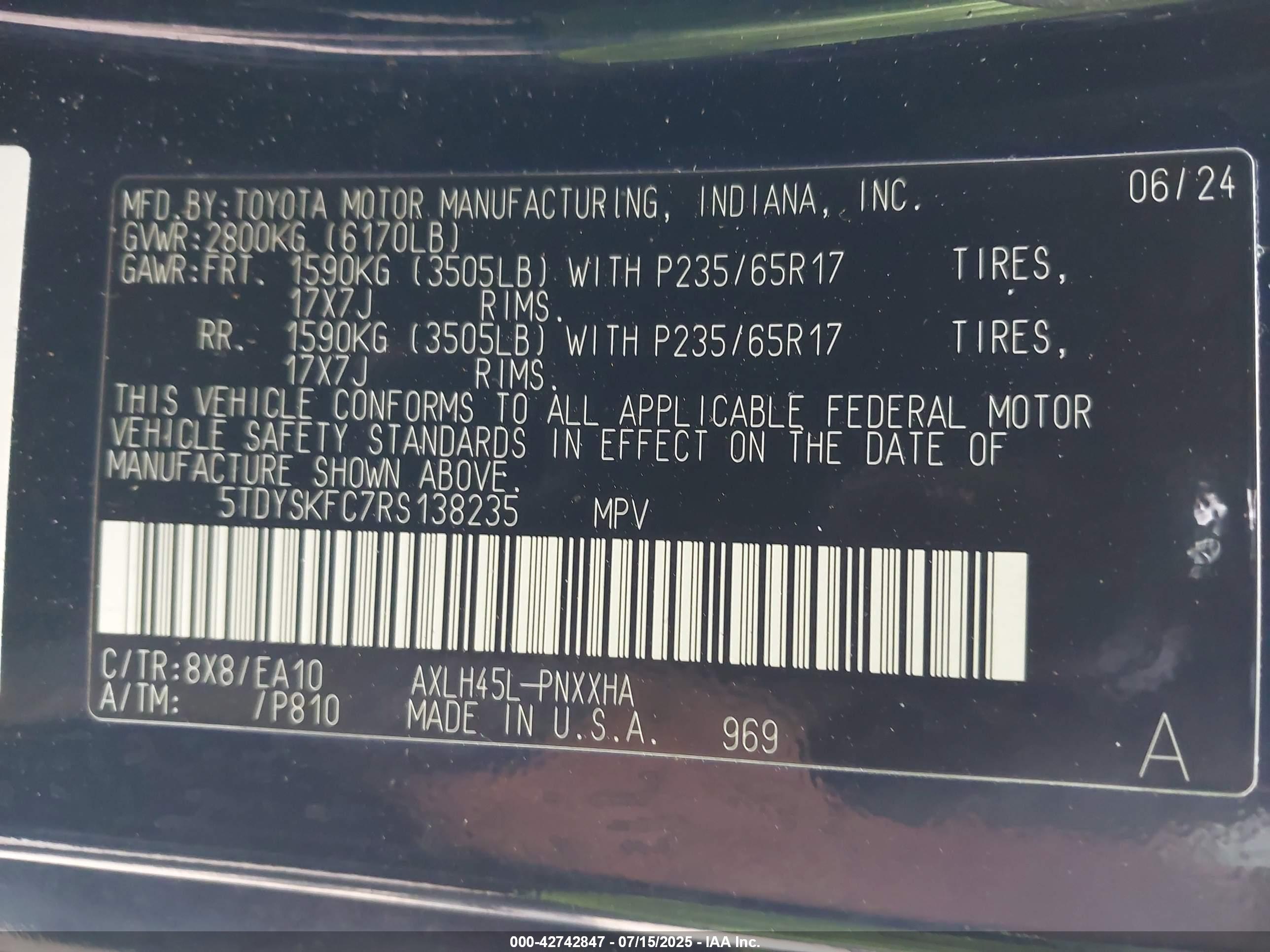 TOYOTA SIENNA image 9