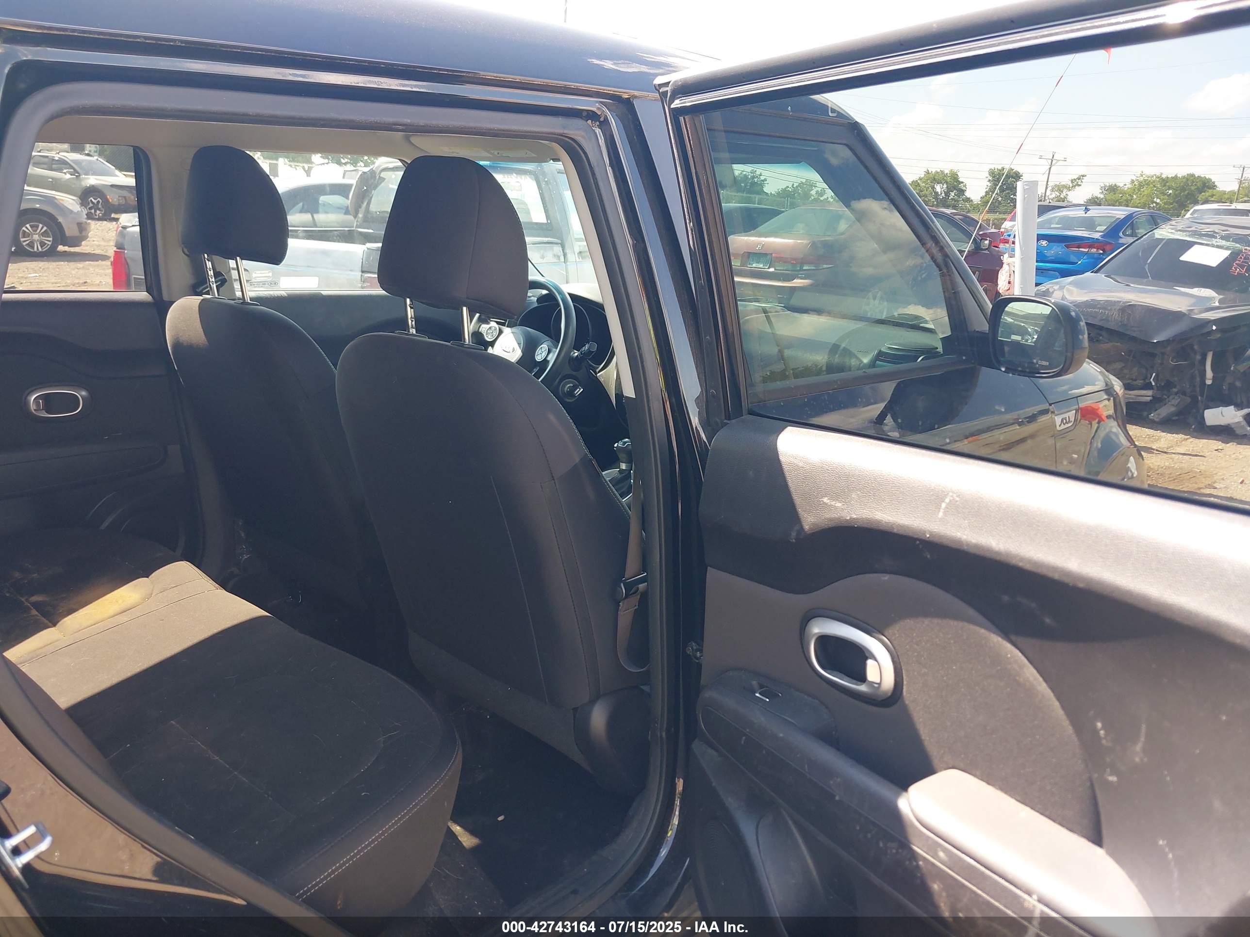 KIA SOUL image 8