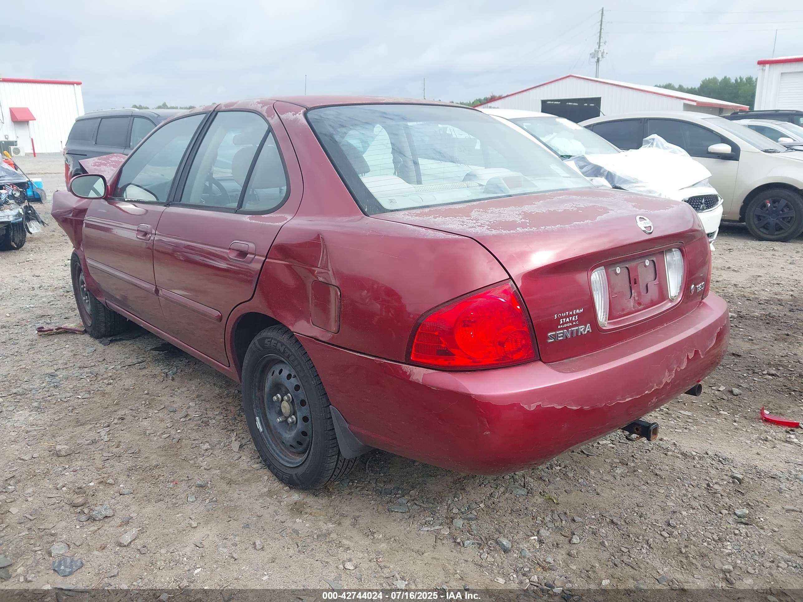 NISSAN SENTRA image 3