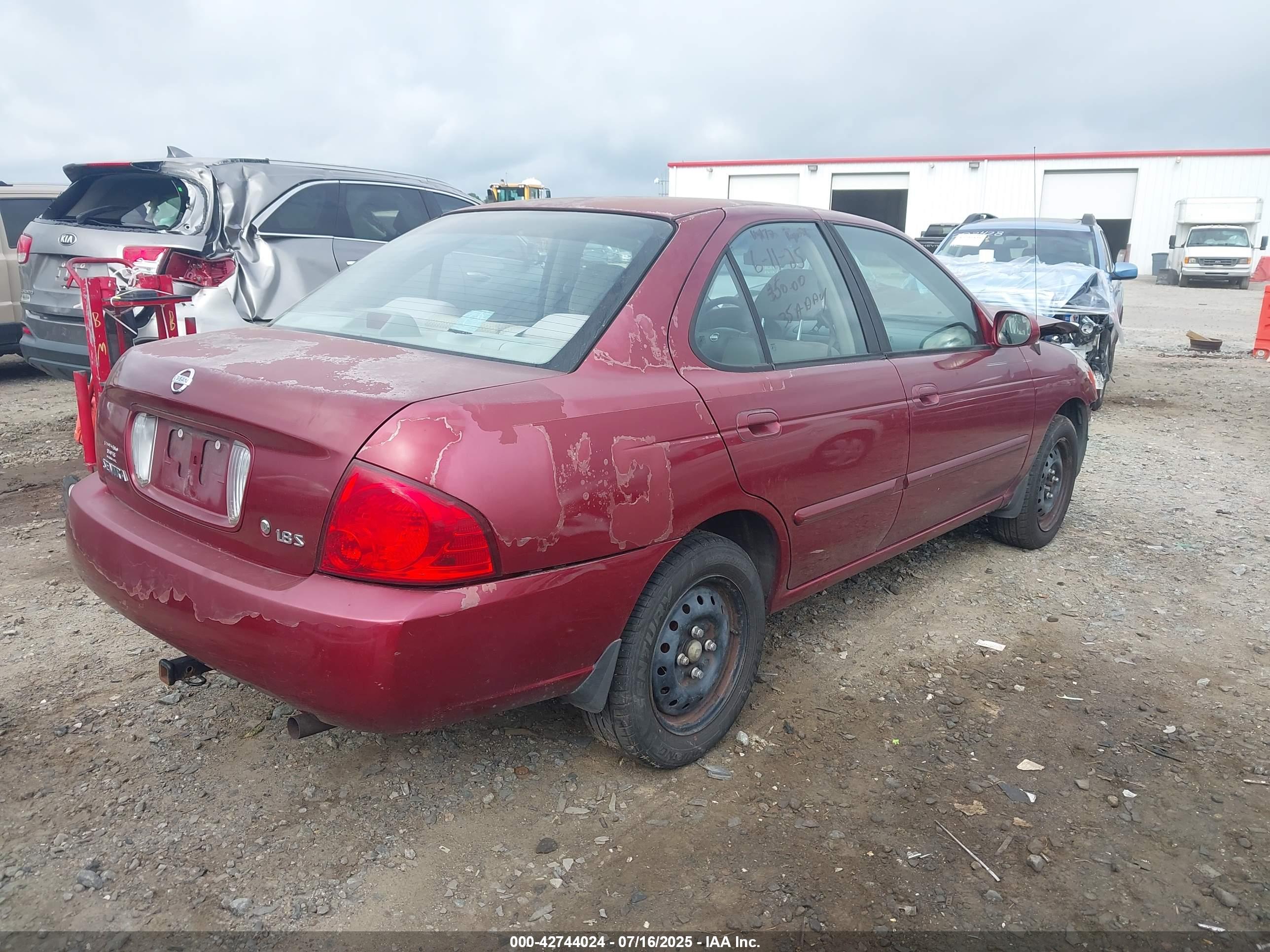 NISSAN SENTRA image 4