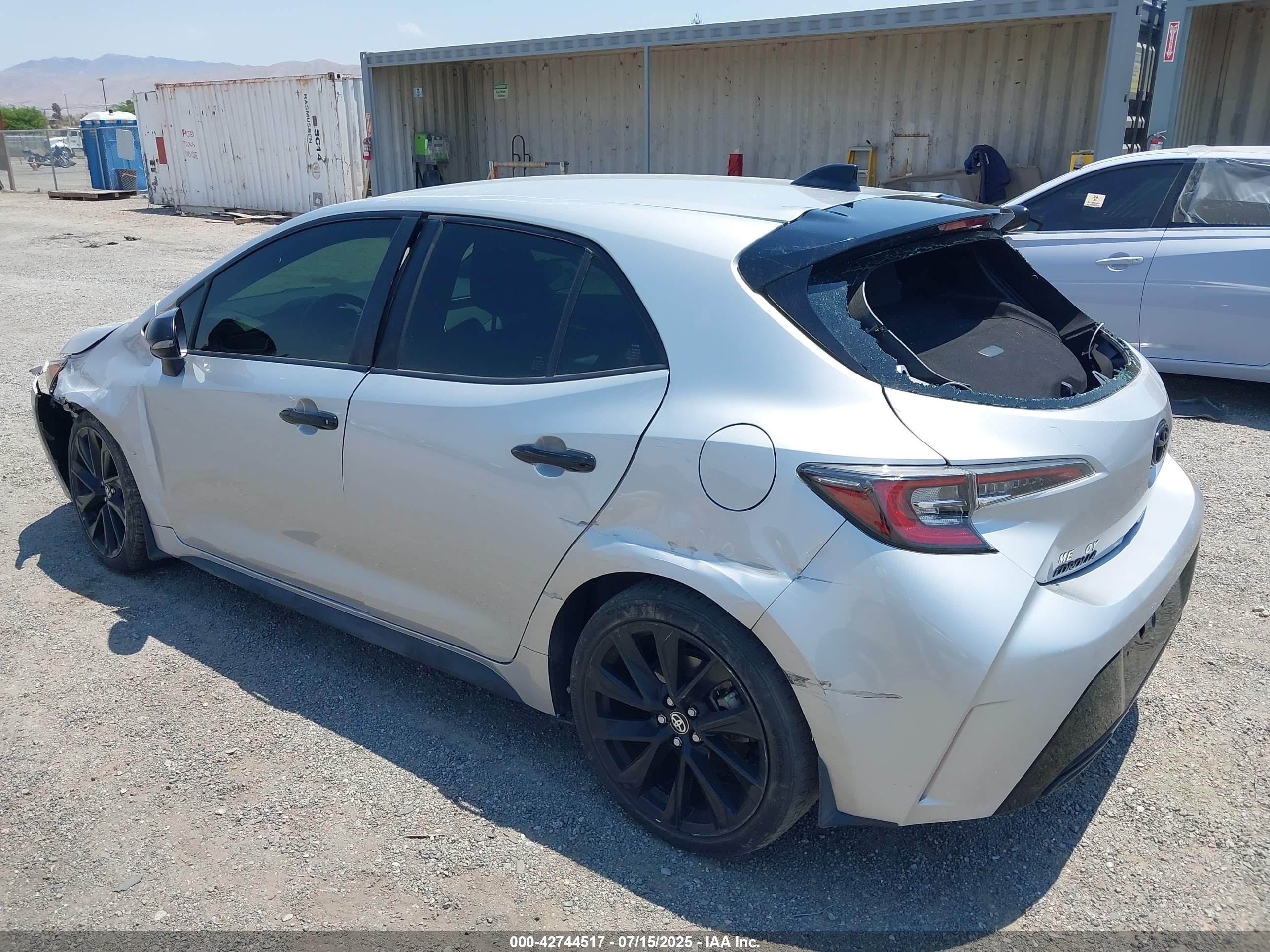 TOYOTA COROLLA image 3