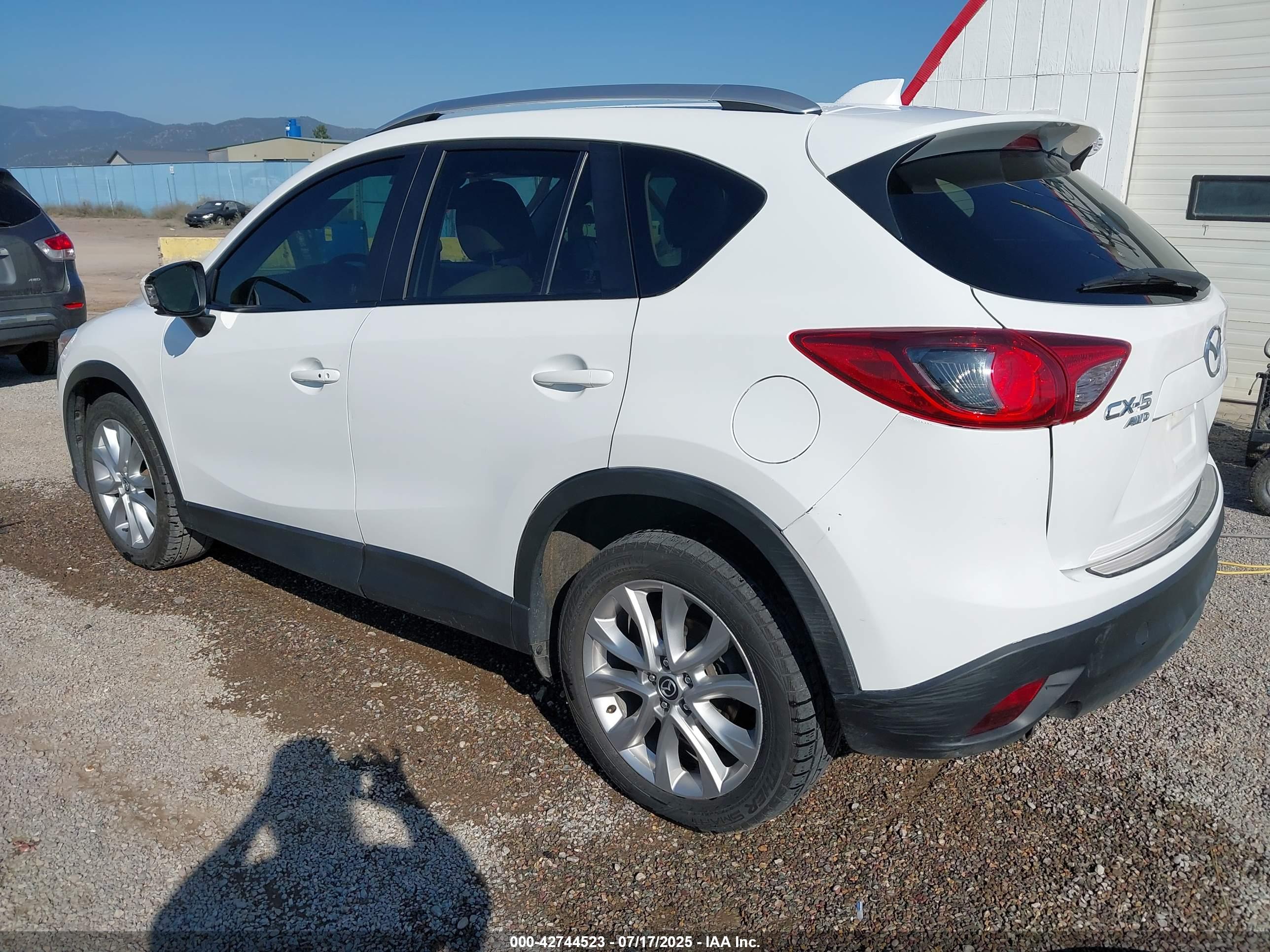 MAZDA CX-5 image 3