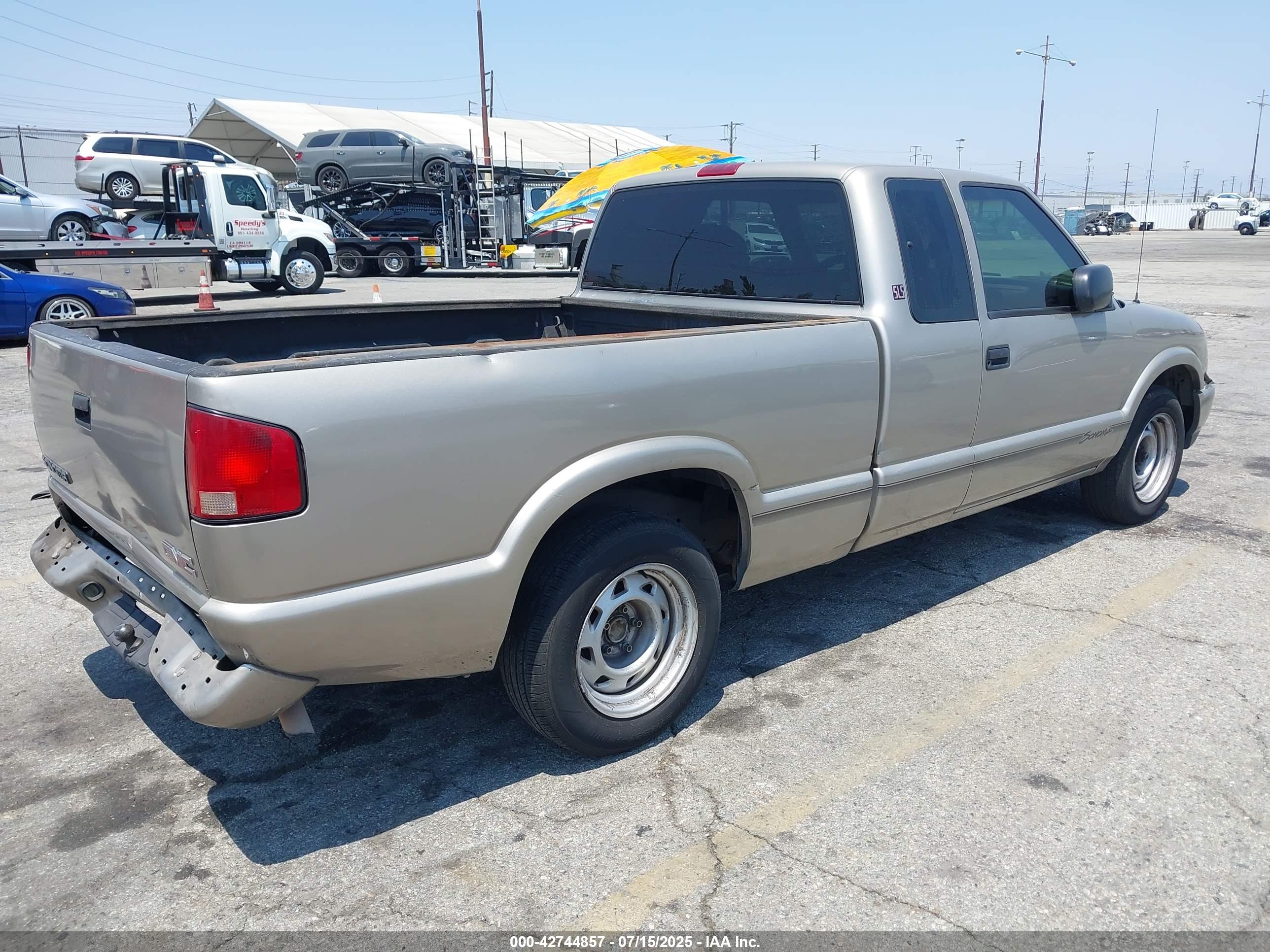 GMC SONOMA image 4
