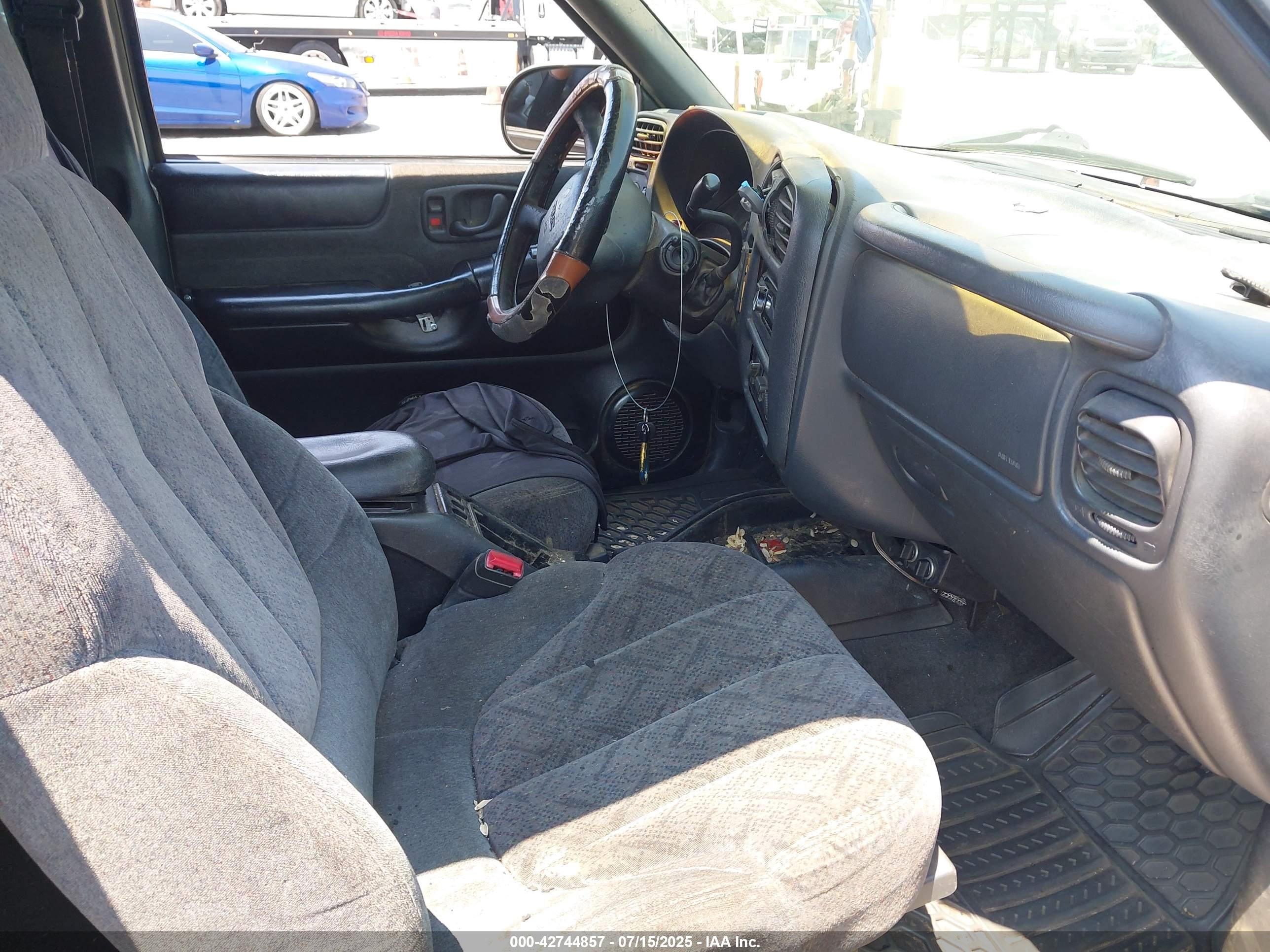 GMC SONOMA image 5