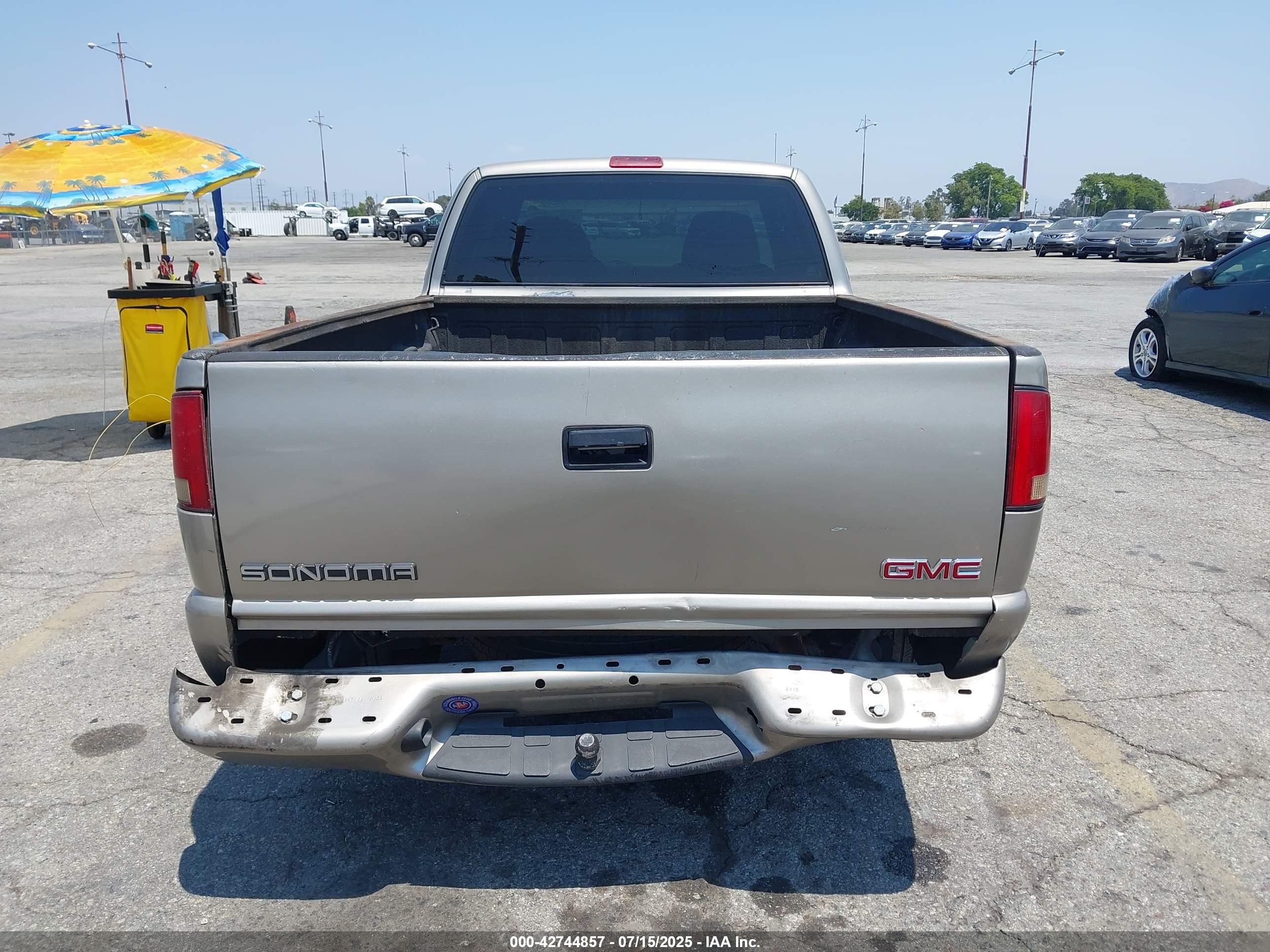 GMC SONOMA image 6