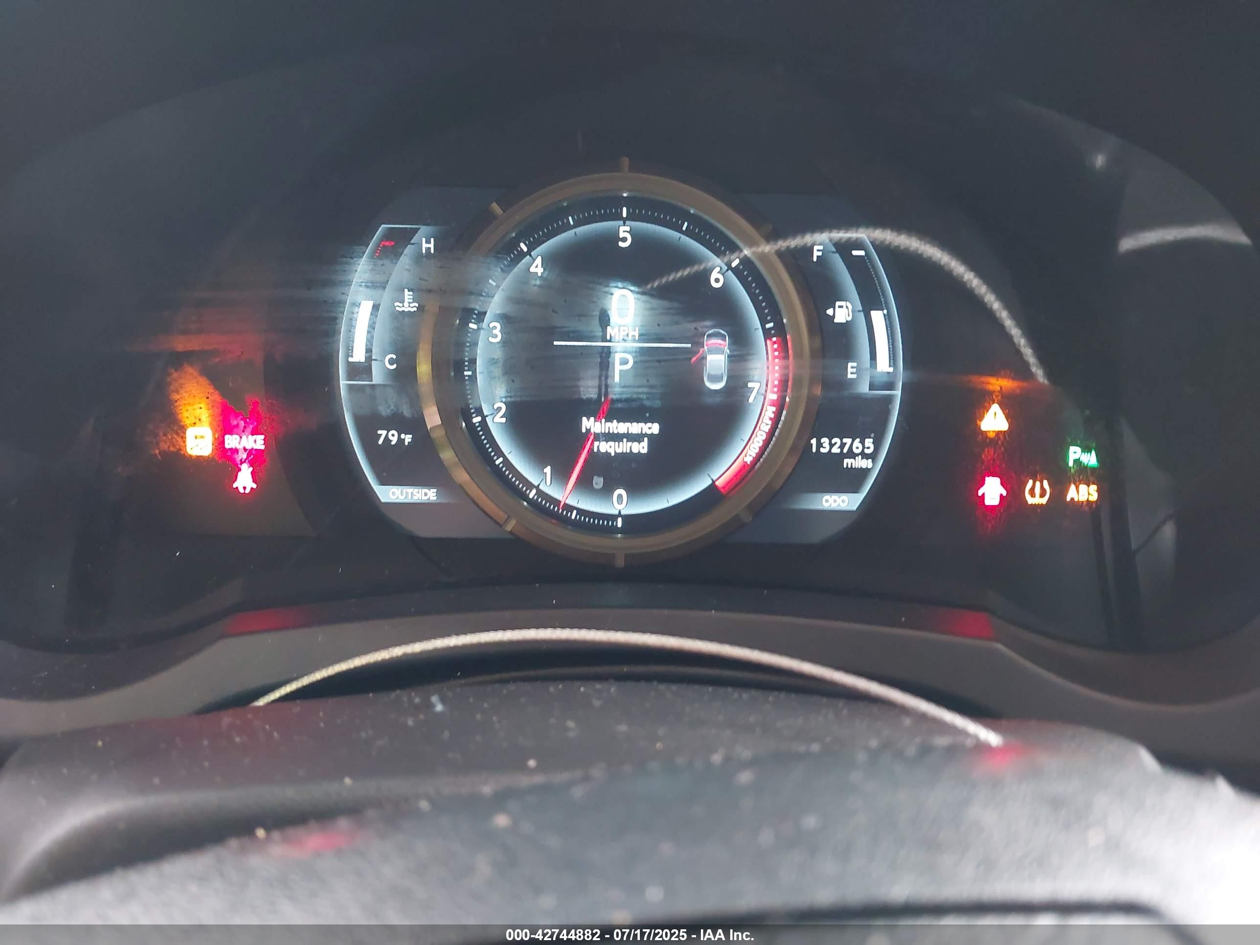 LEXUS RC image 7