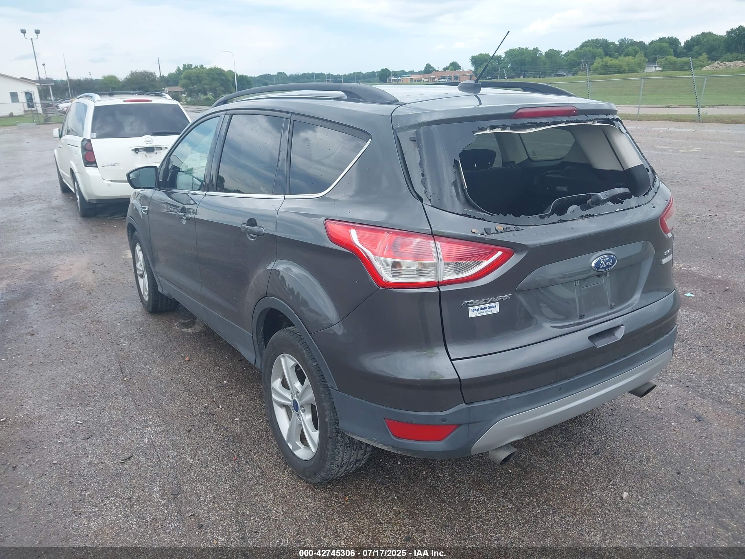 FORD ESCAPE image 3