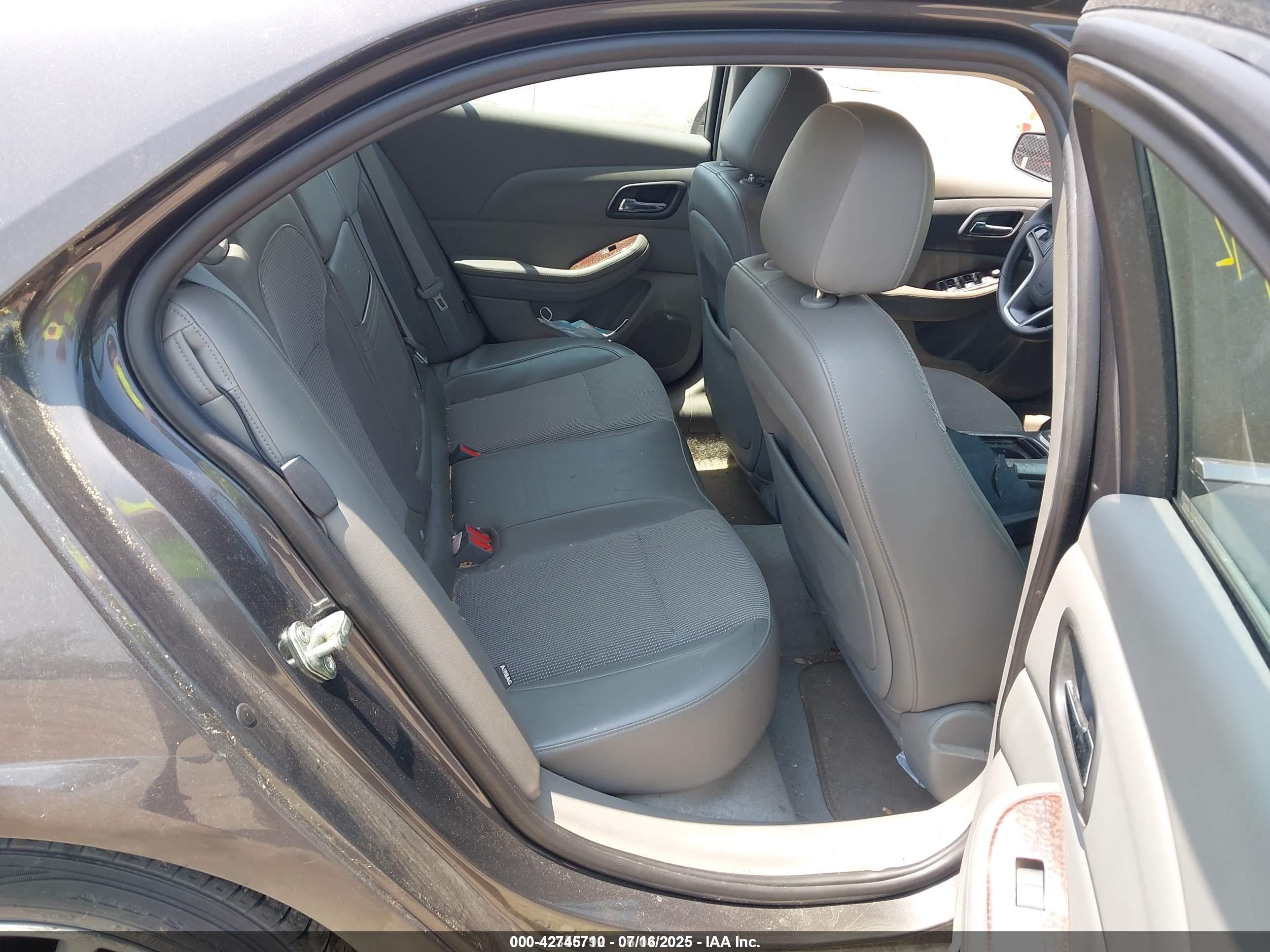 CHEVROLET MALIBU image 8