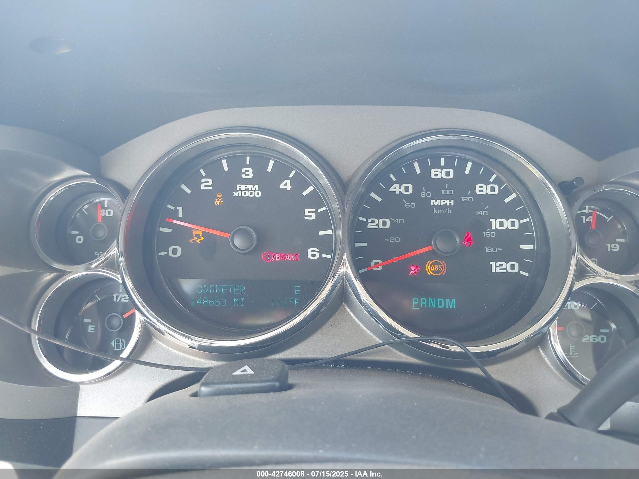 CHEVROLET SILVERADO image 7