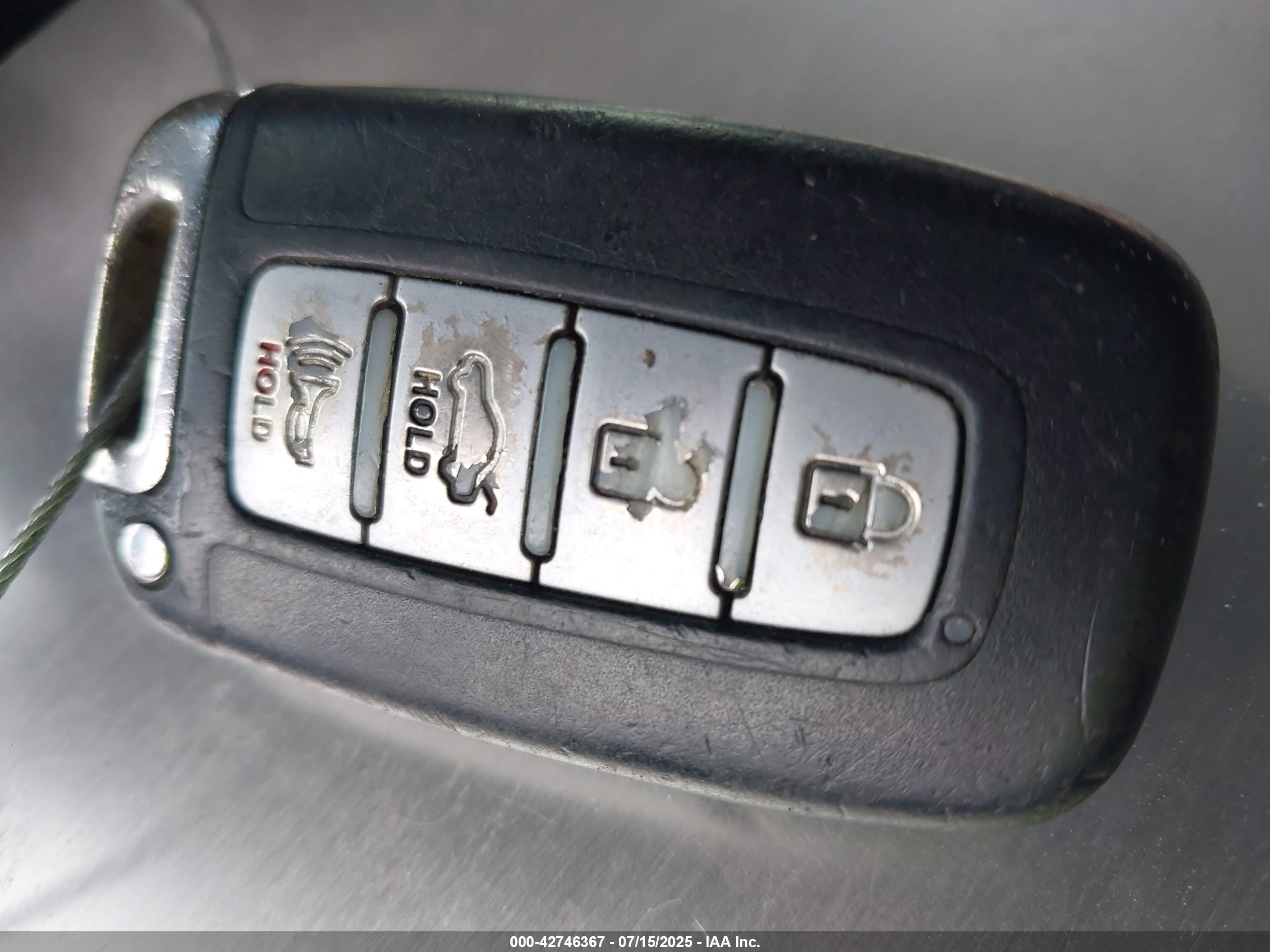 HYUNDAI SONATA image 11