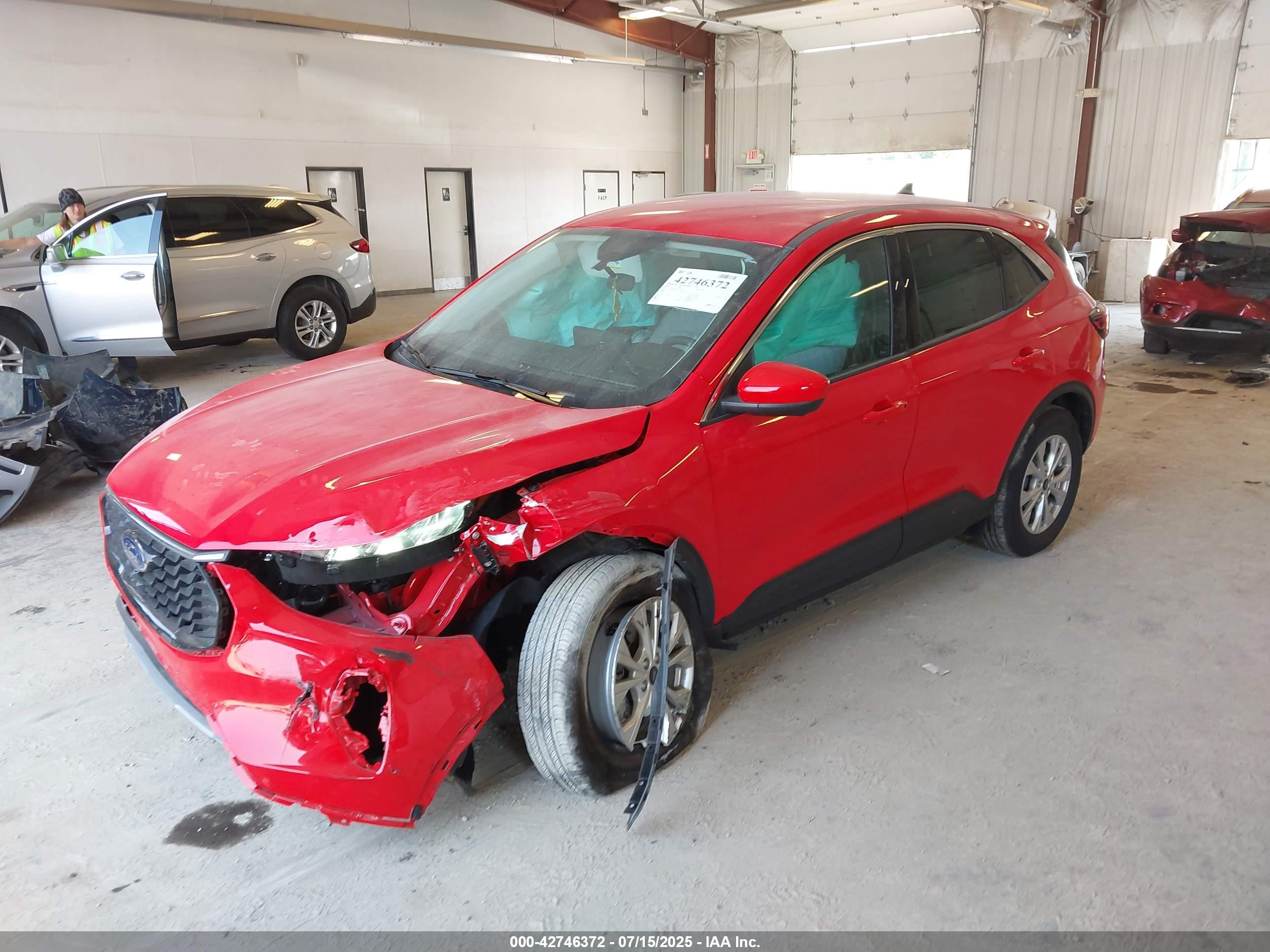 FORD ESCAPE image 6