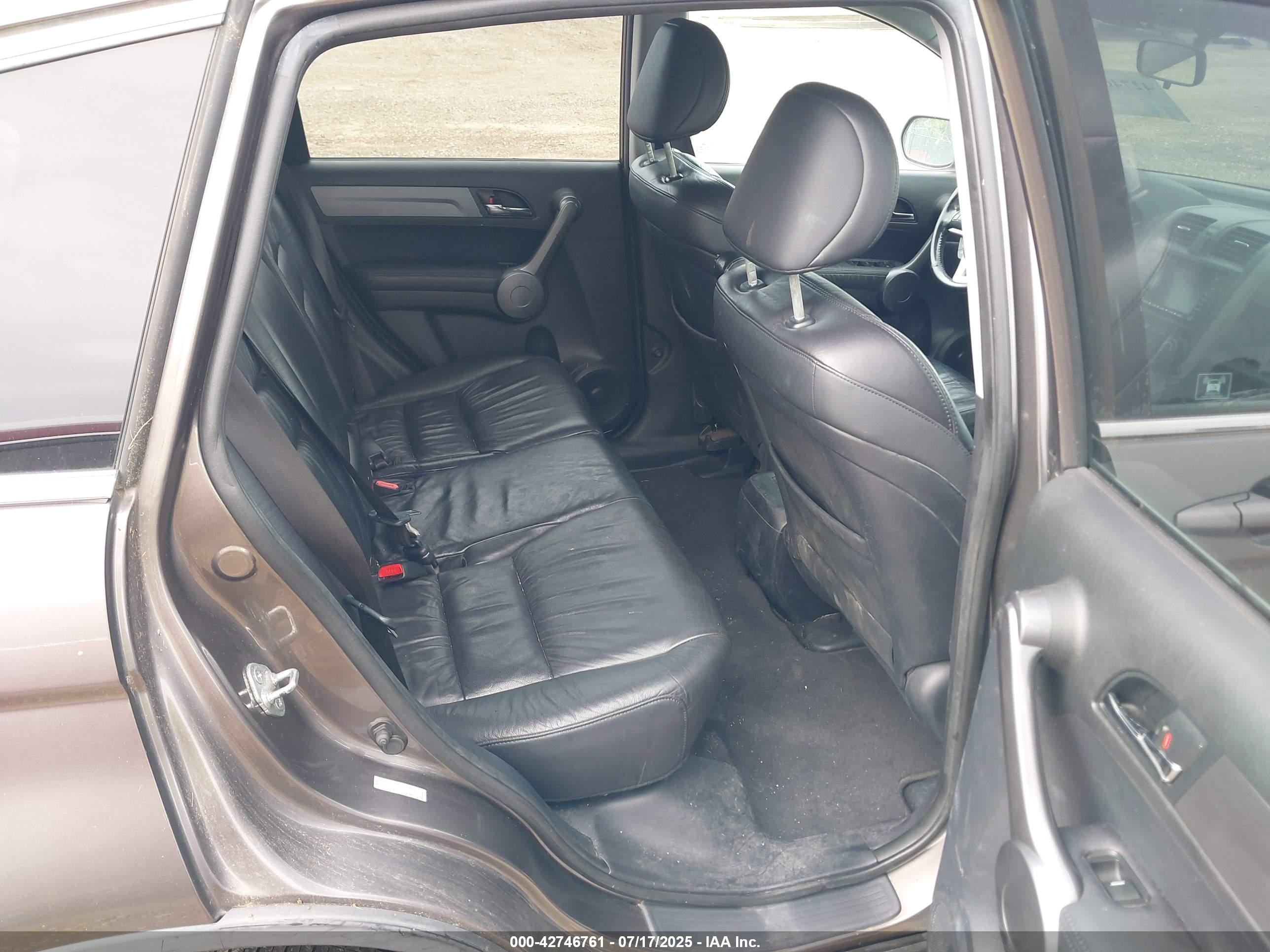 HONDA CR-V image 8