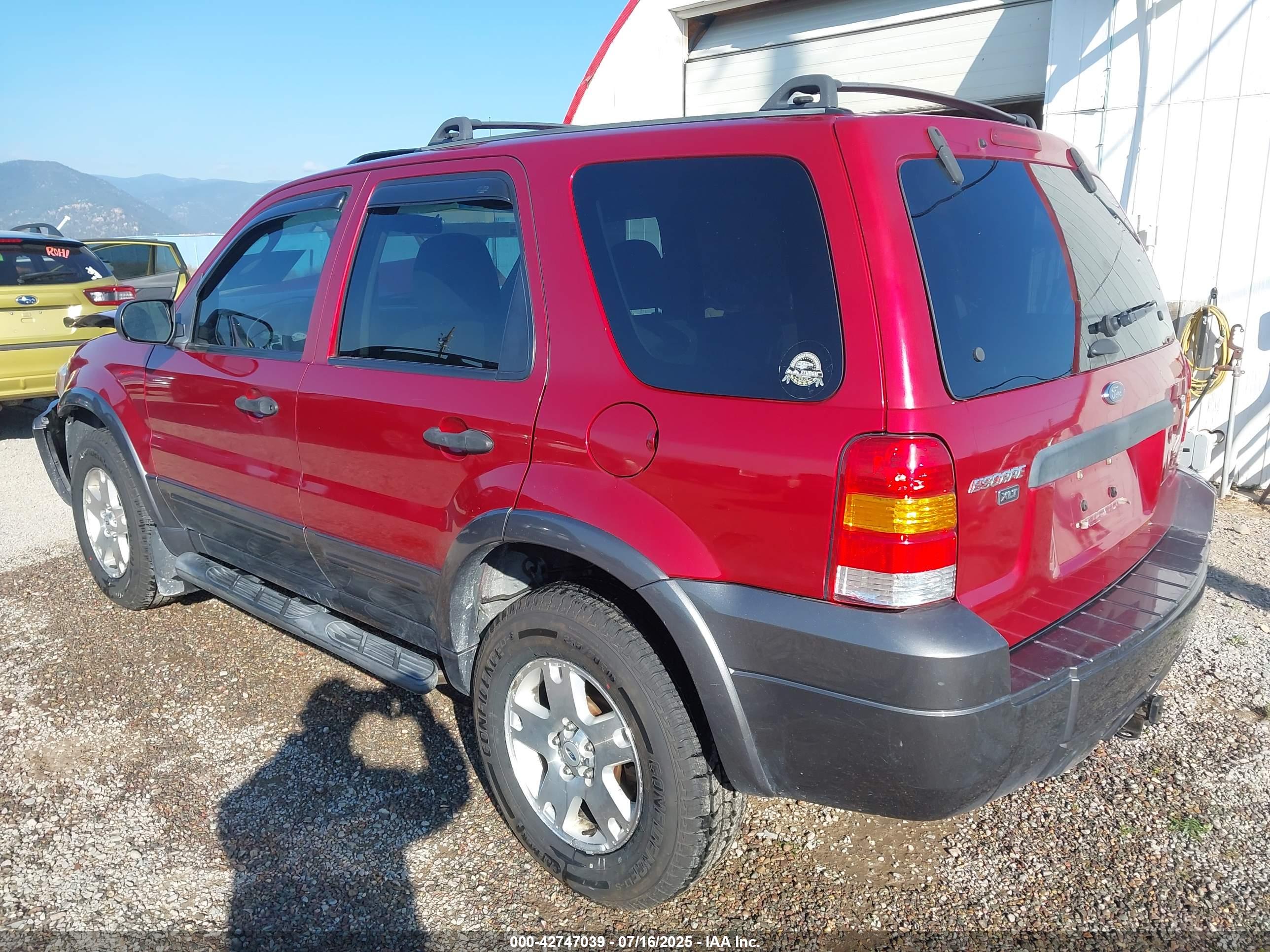 FORD ESCAPE image 3