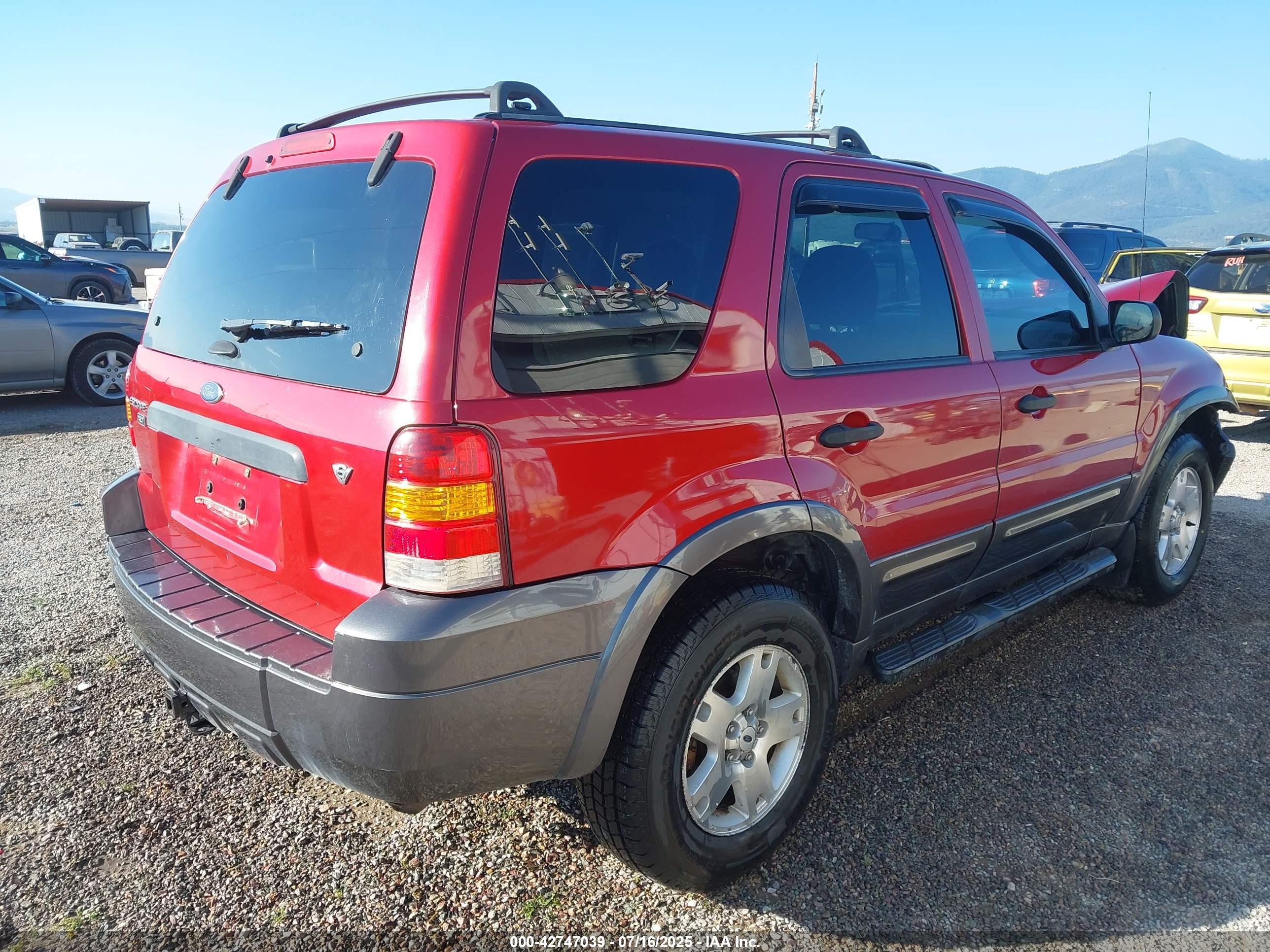 FORD ESCAPE image 4