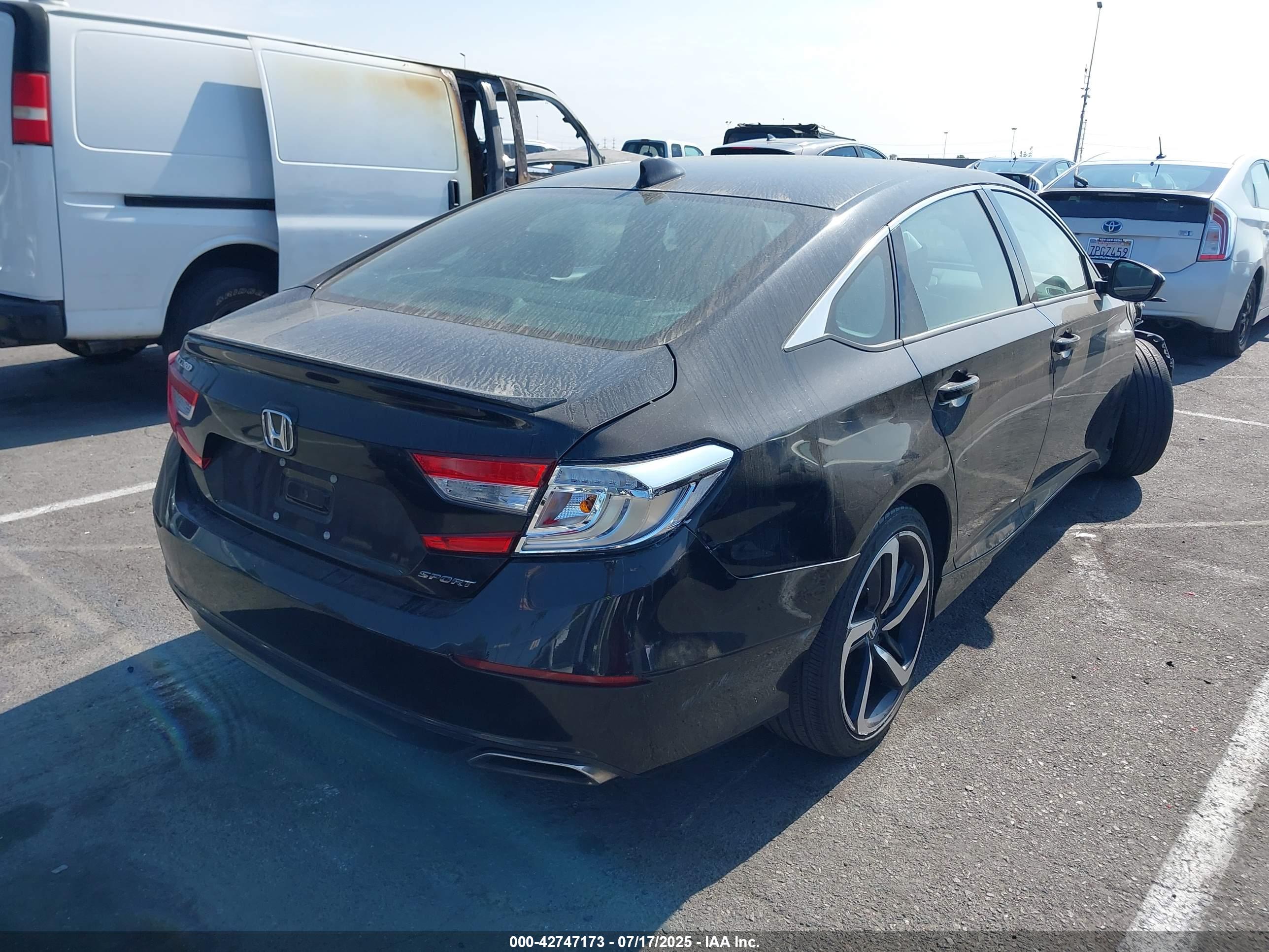 HONDA ACCORD image 4