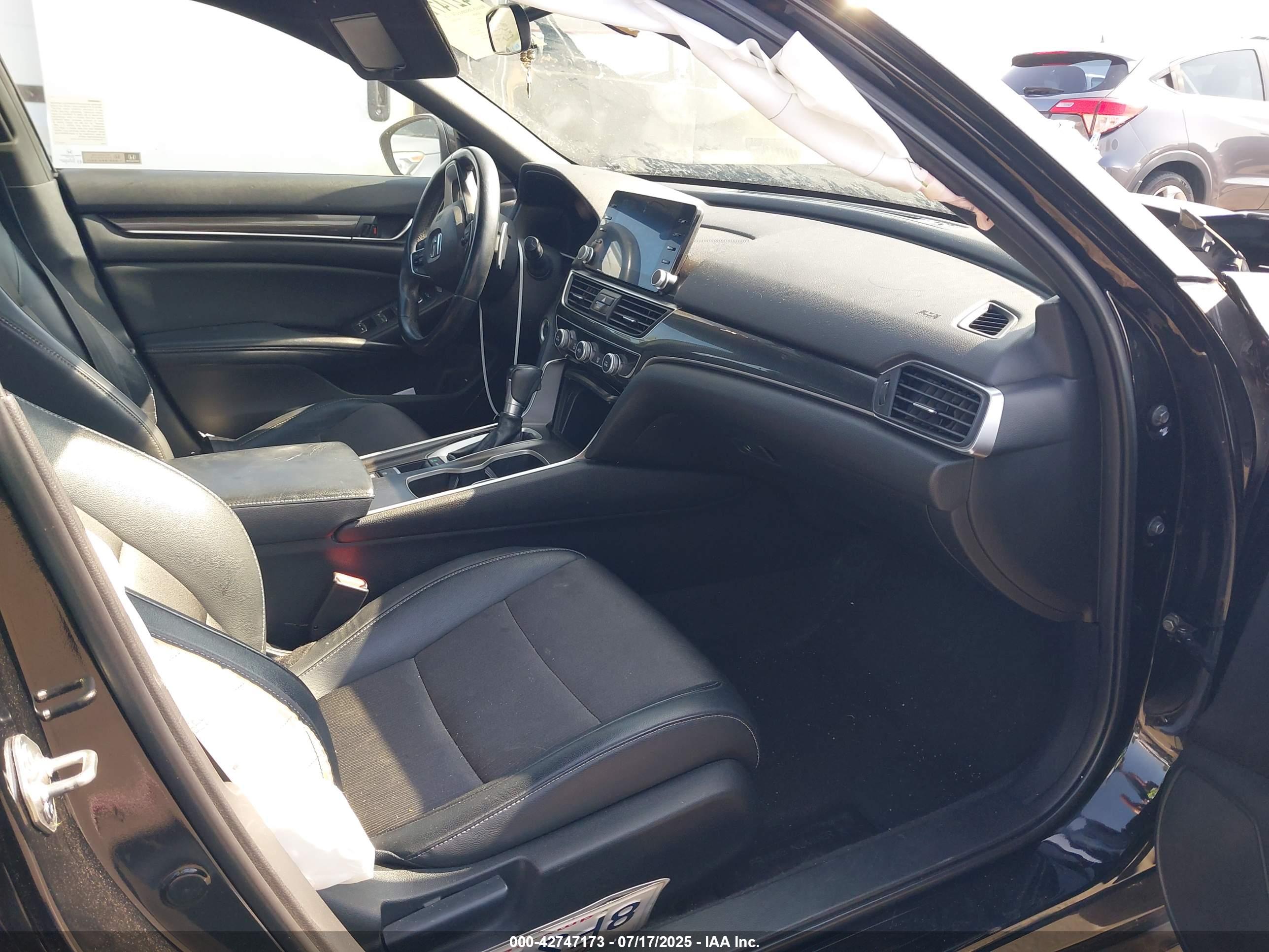 HONDA ACCORD image 5