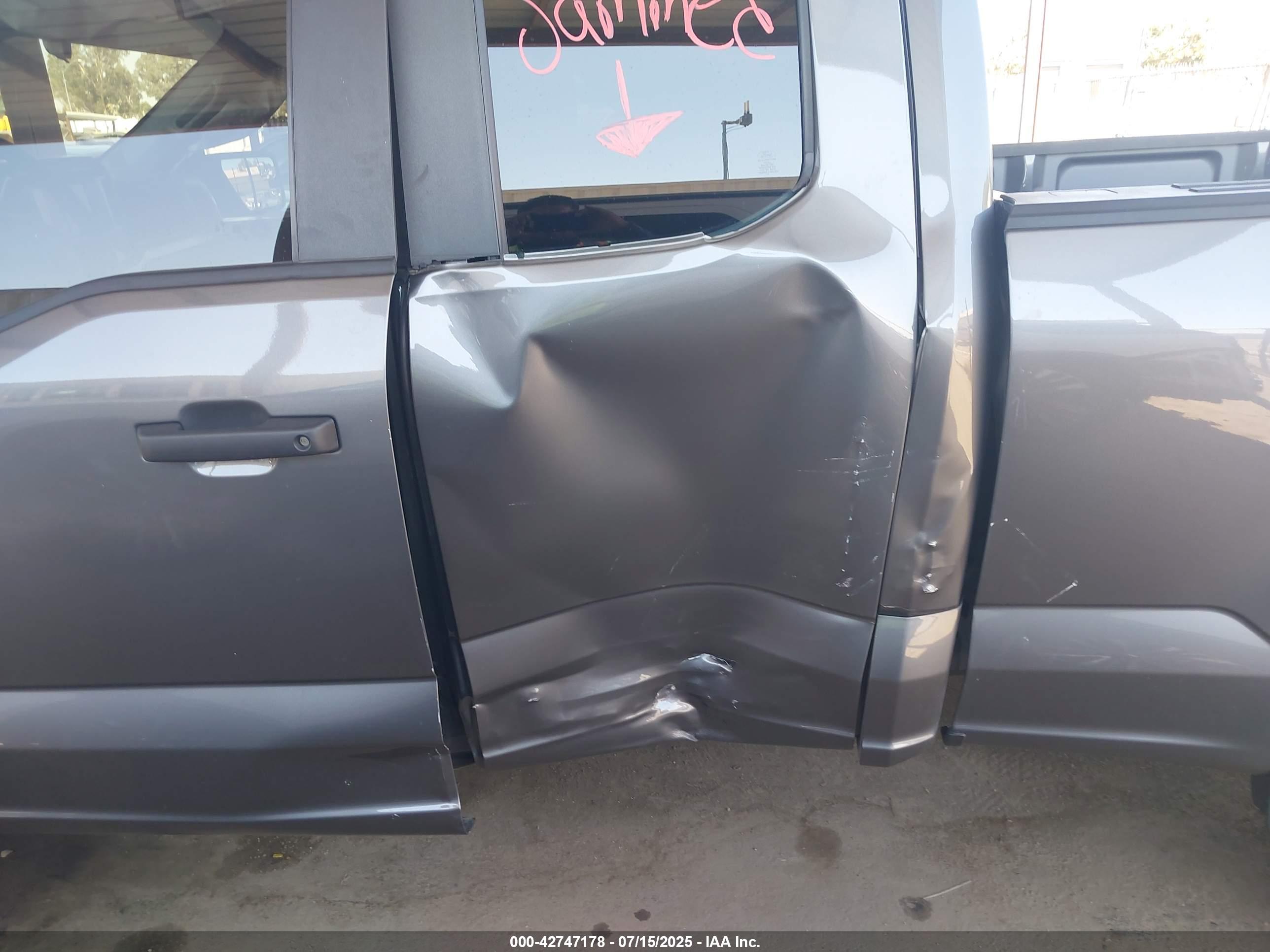FORD F-150 image 6