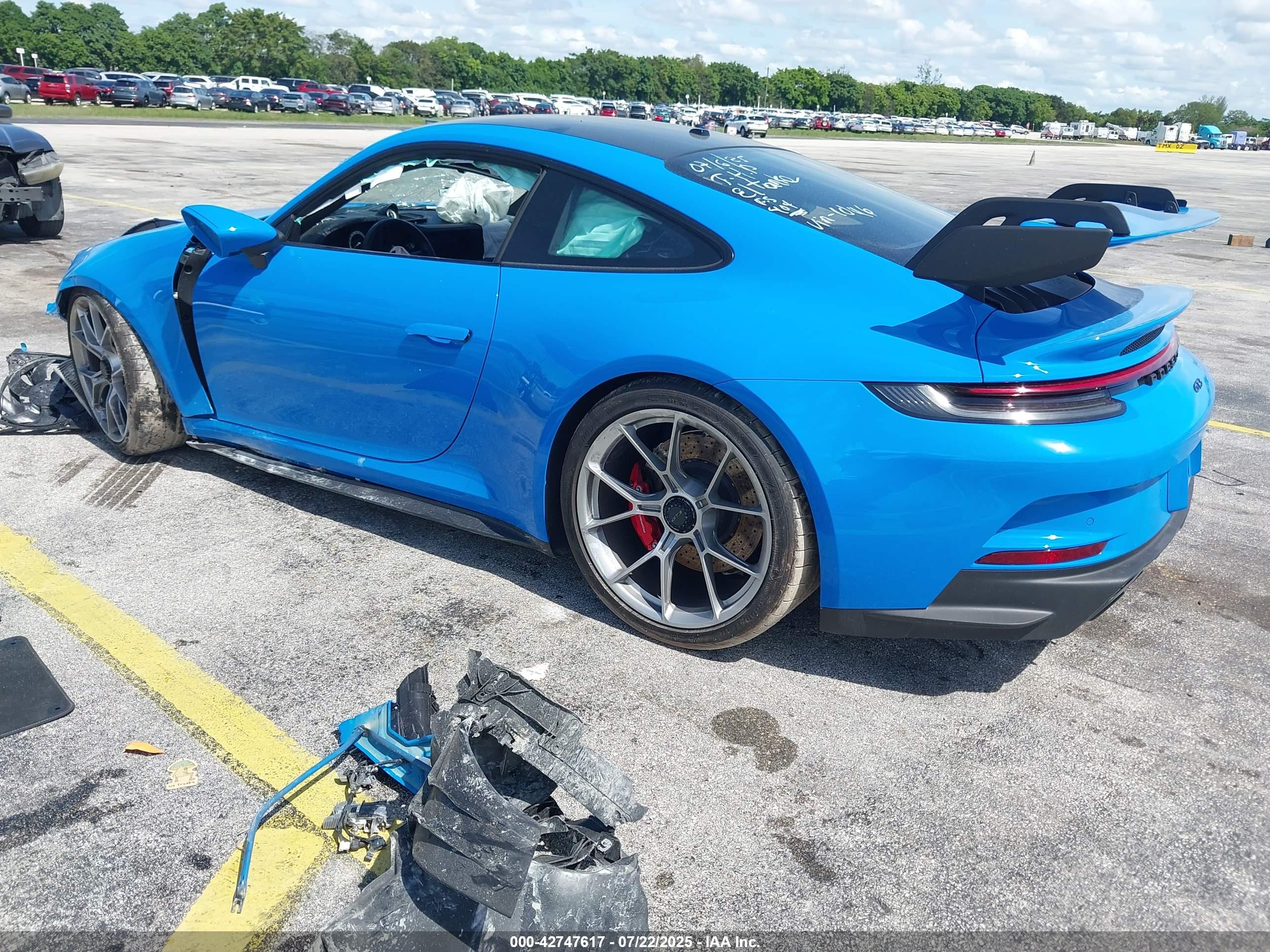 PORSCHE 911 image 3