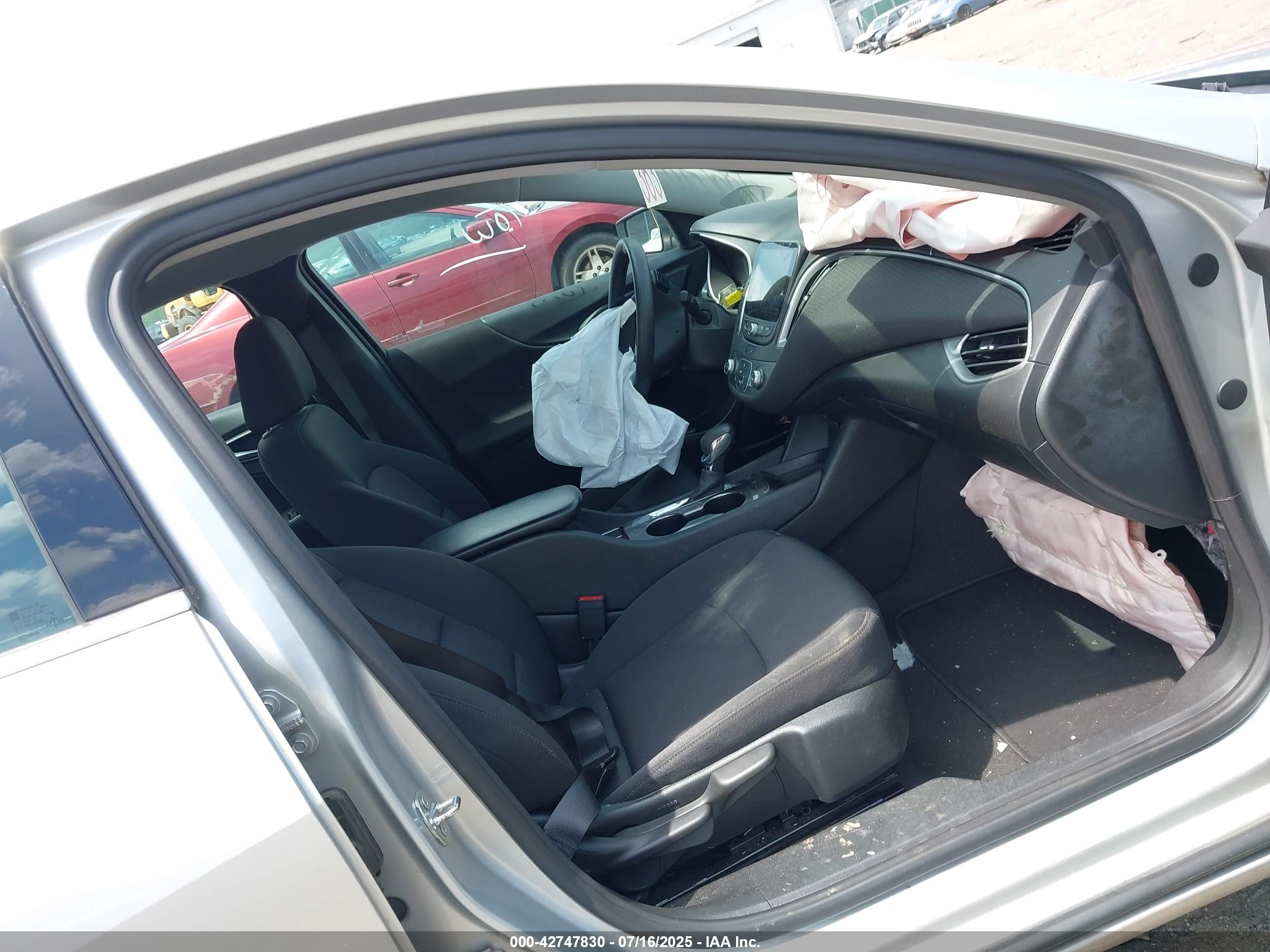 CHEVROLET MALIBU image 5