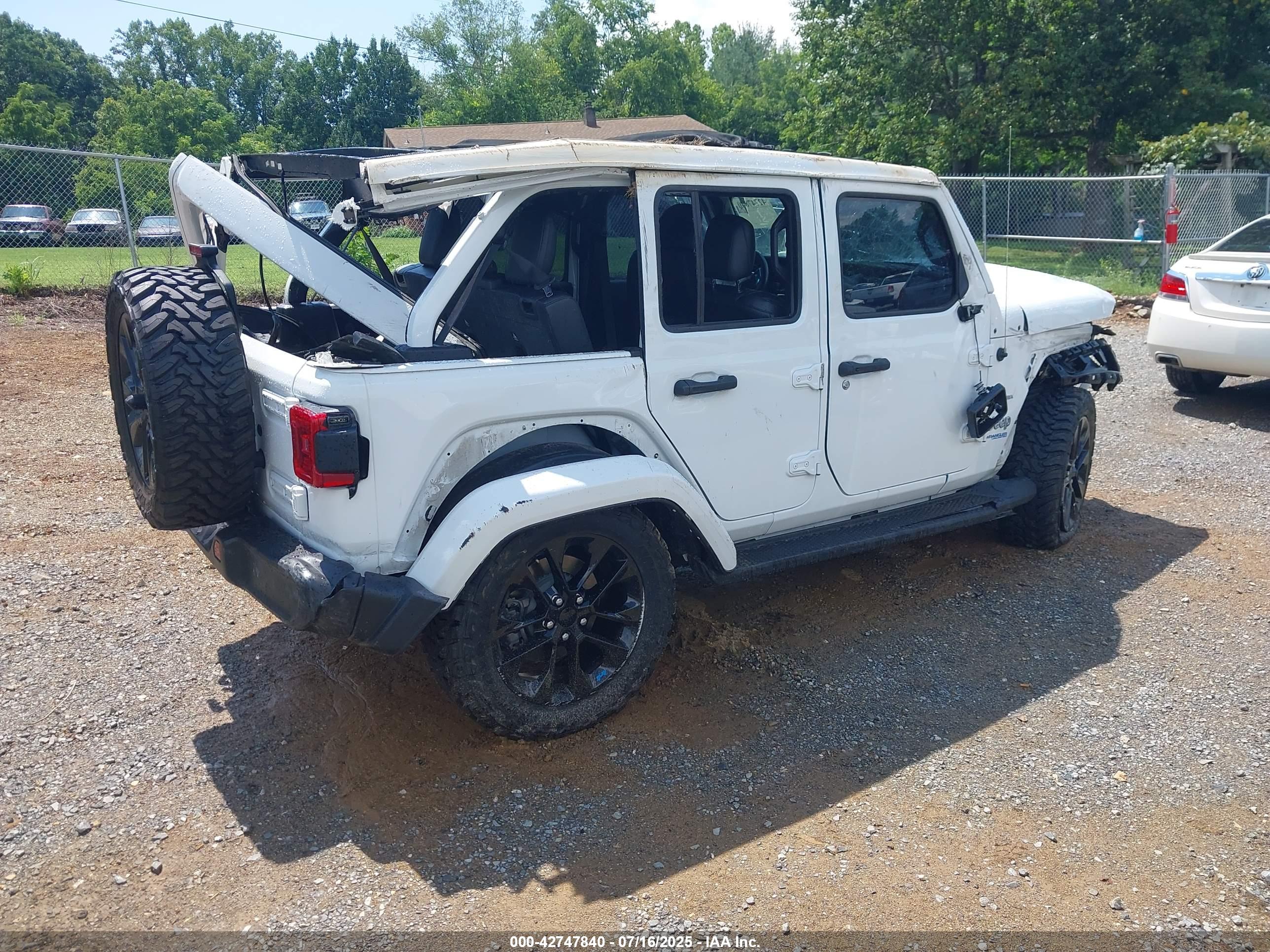 JEEP WRANGLER image 4