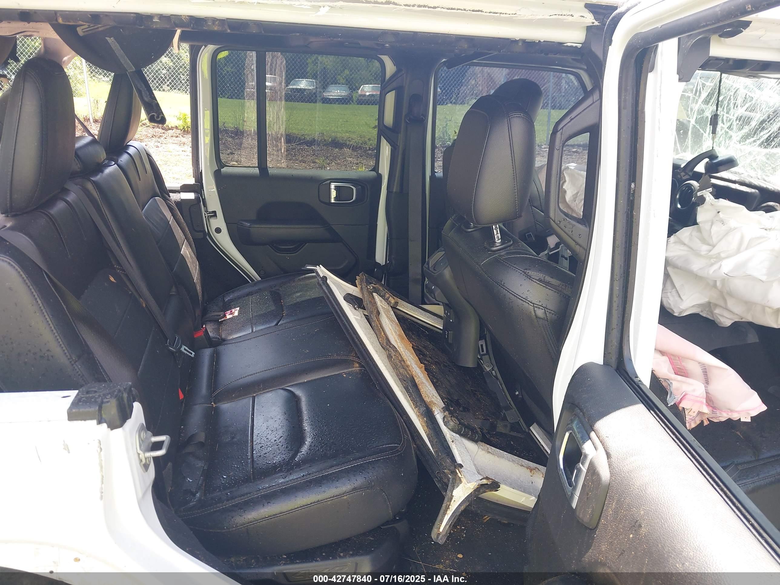 JEEP WRANGLER image 8