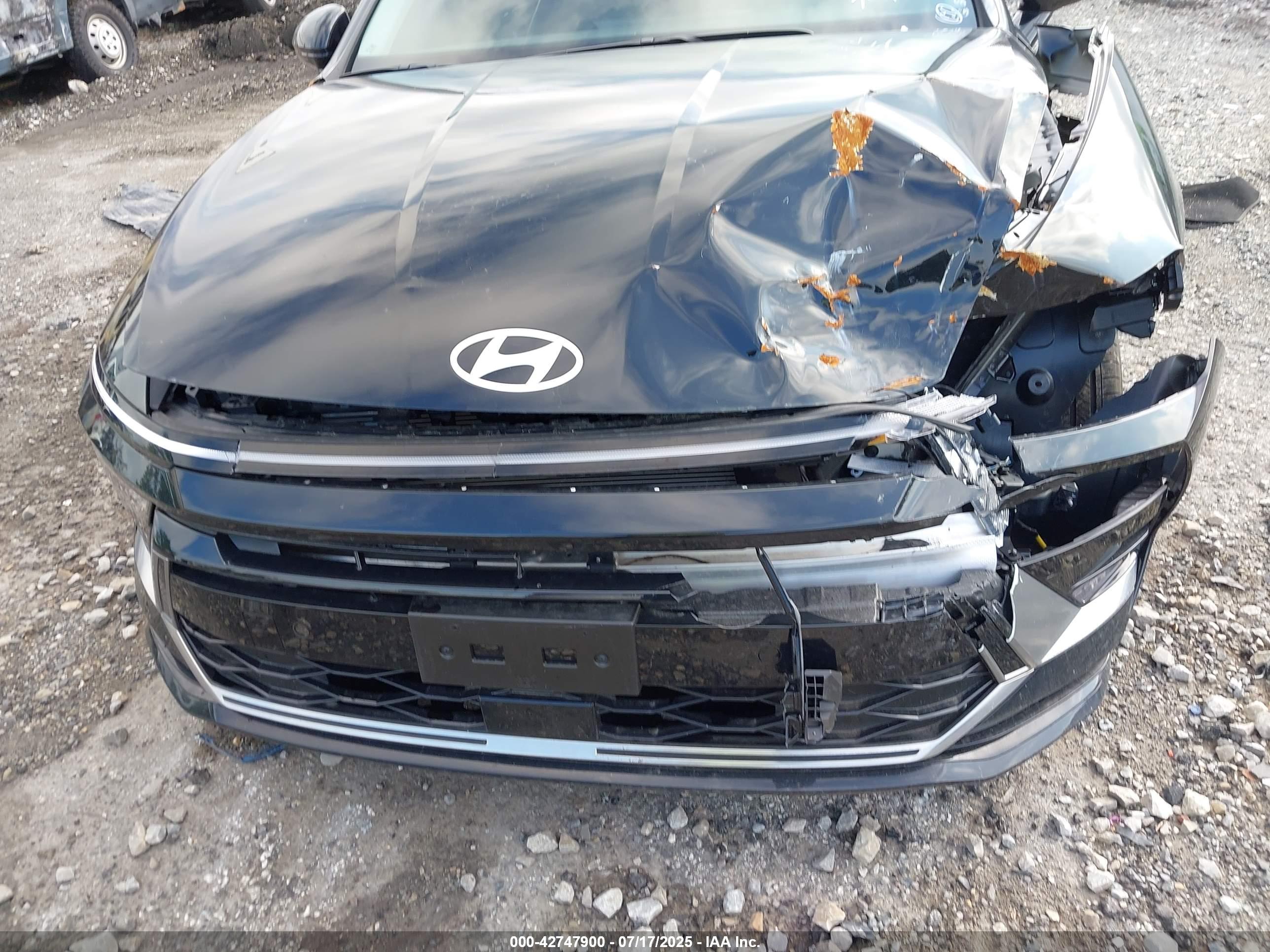 HYUNDAI SONATA image 6