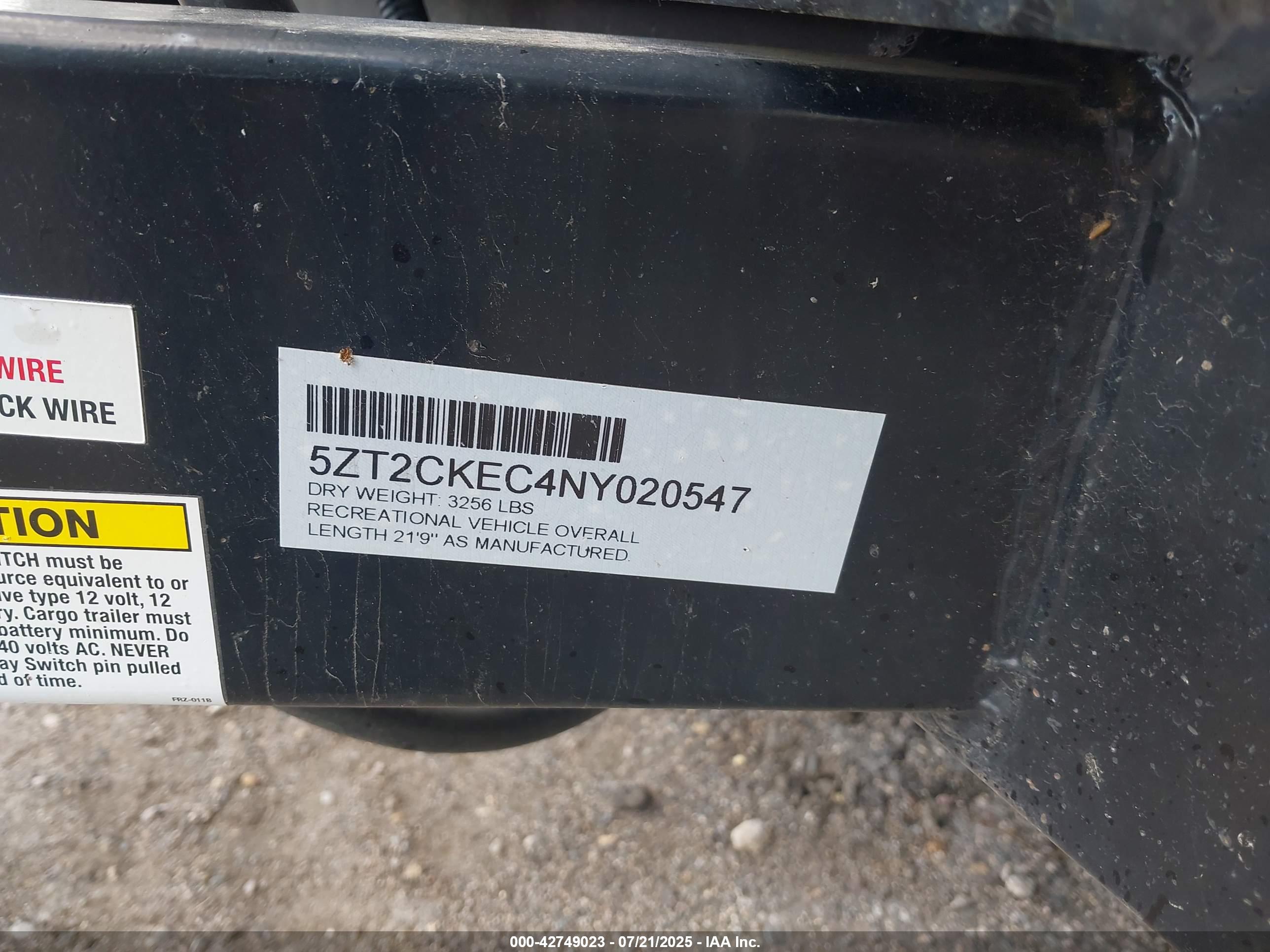 TRAVEL TRAILER image 9