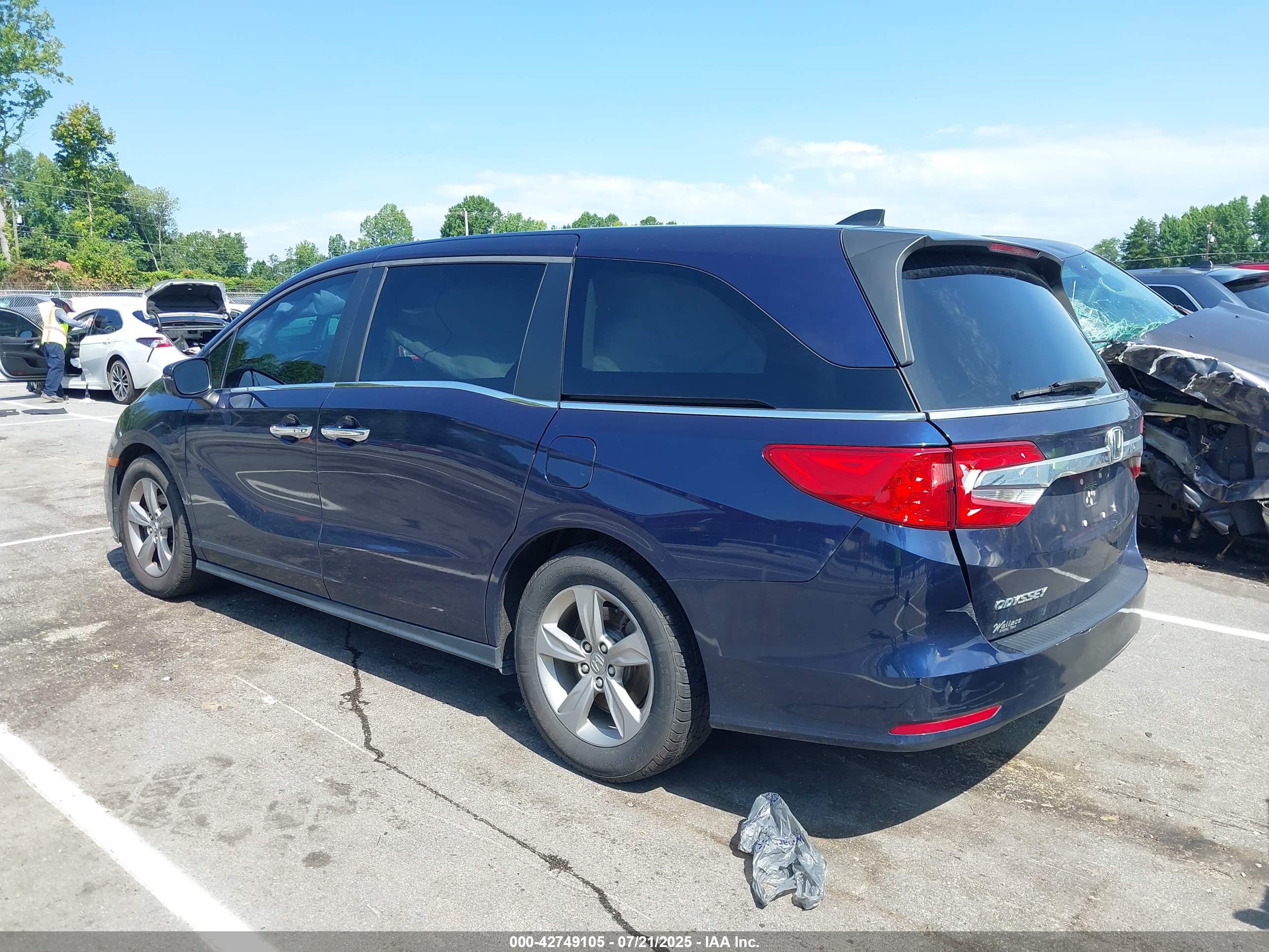 HONDA ODYSSEY image 3