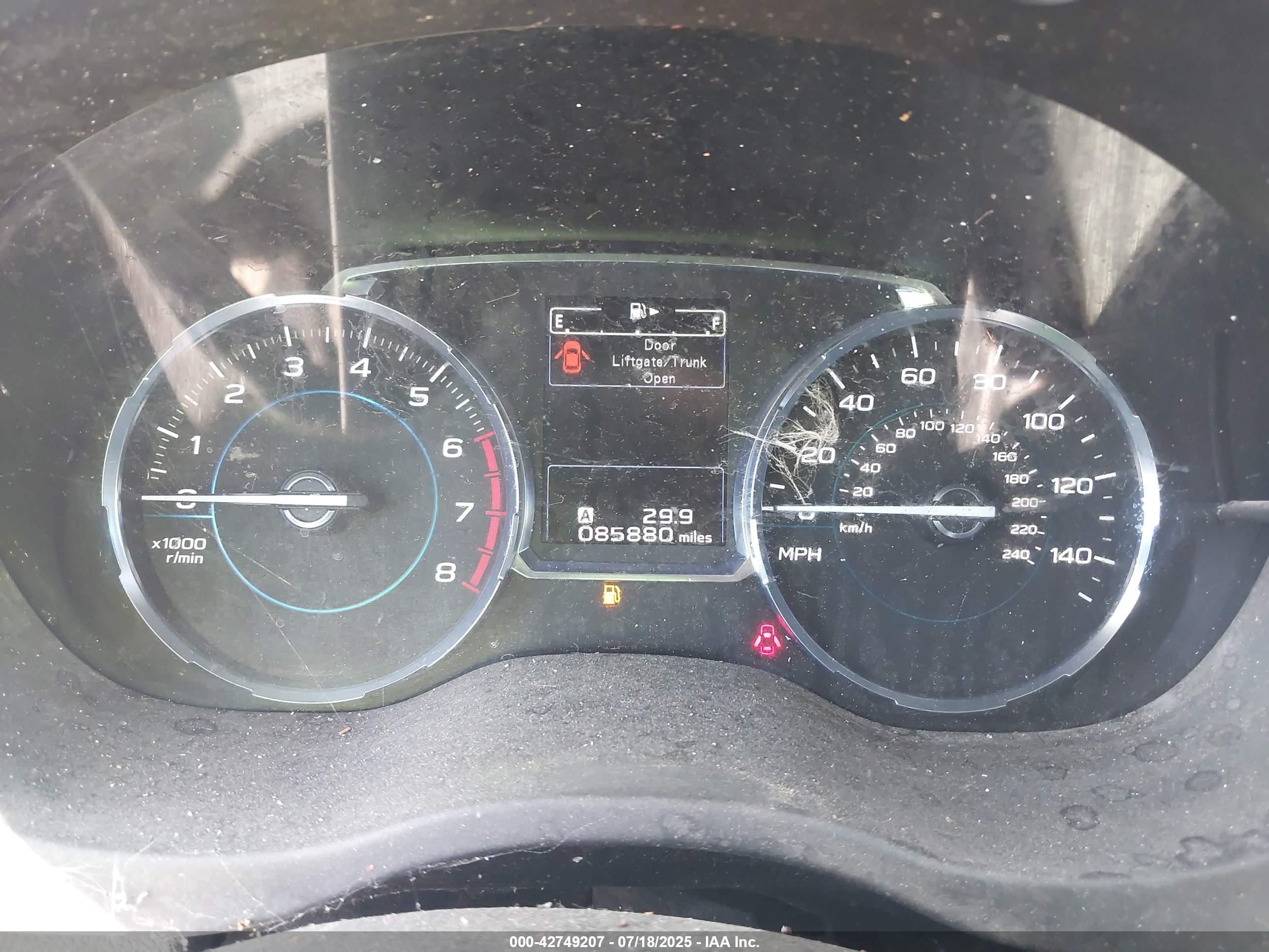 SUBARU FORESTER image 7
