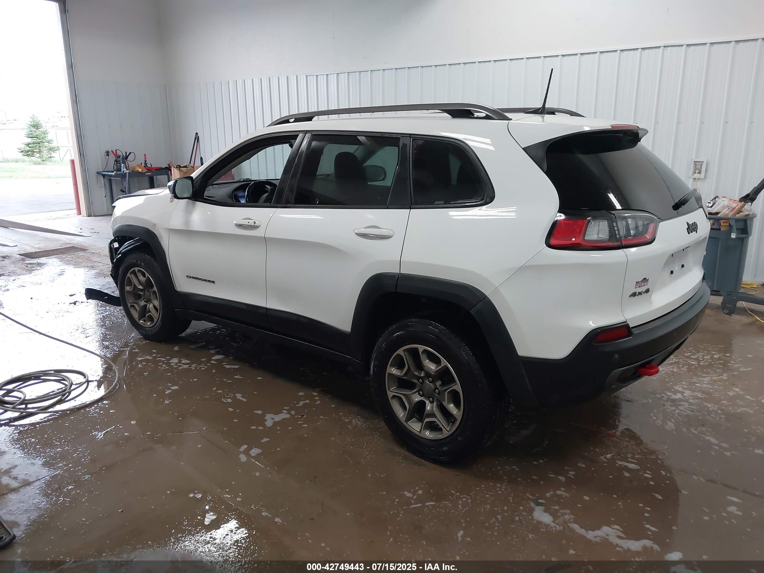JEEP CHEROKEE image 3