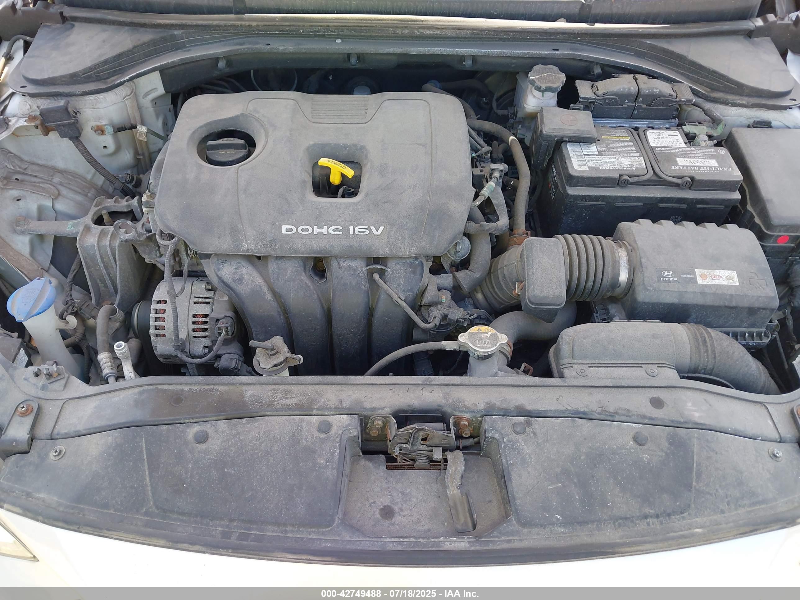 HYUNDAI ELANTRA image 10