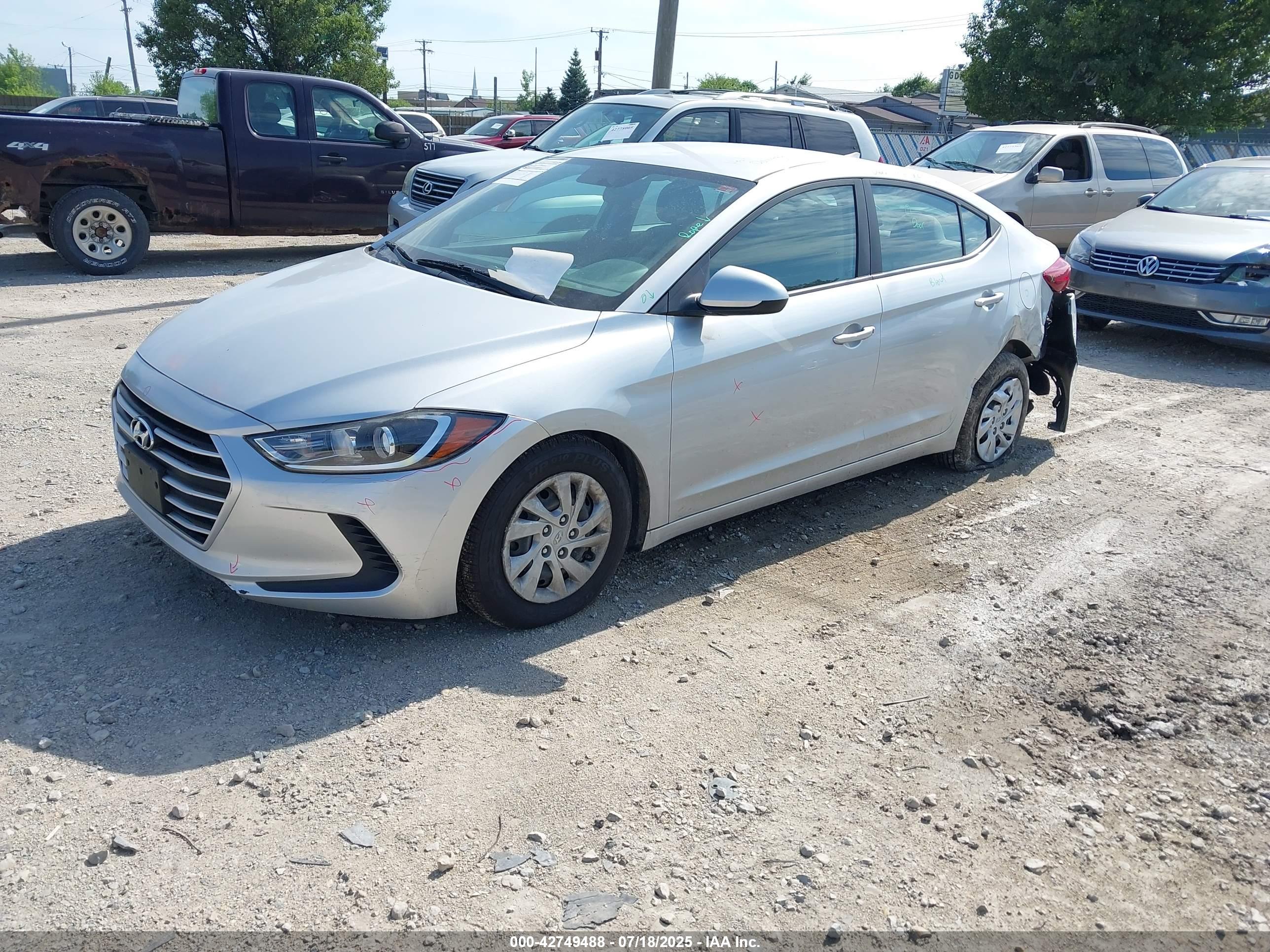 HYUNDAI ELANTRA image 2