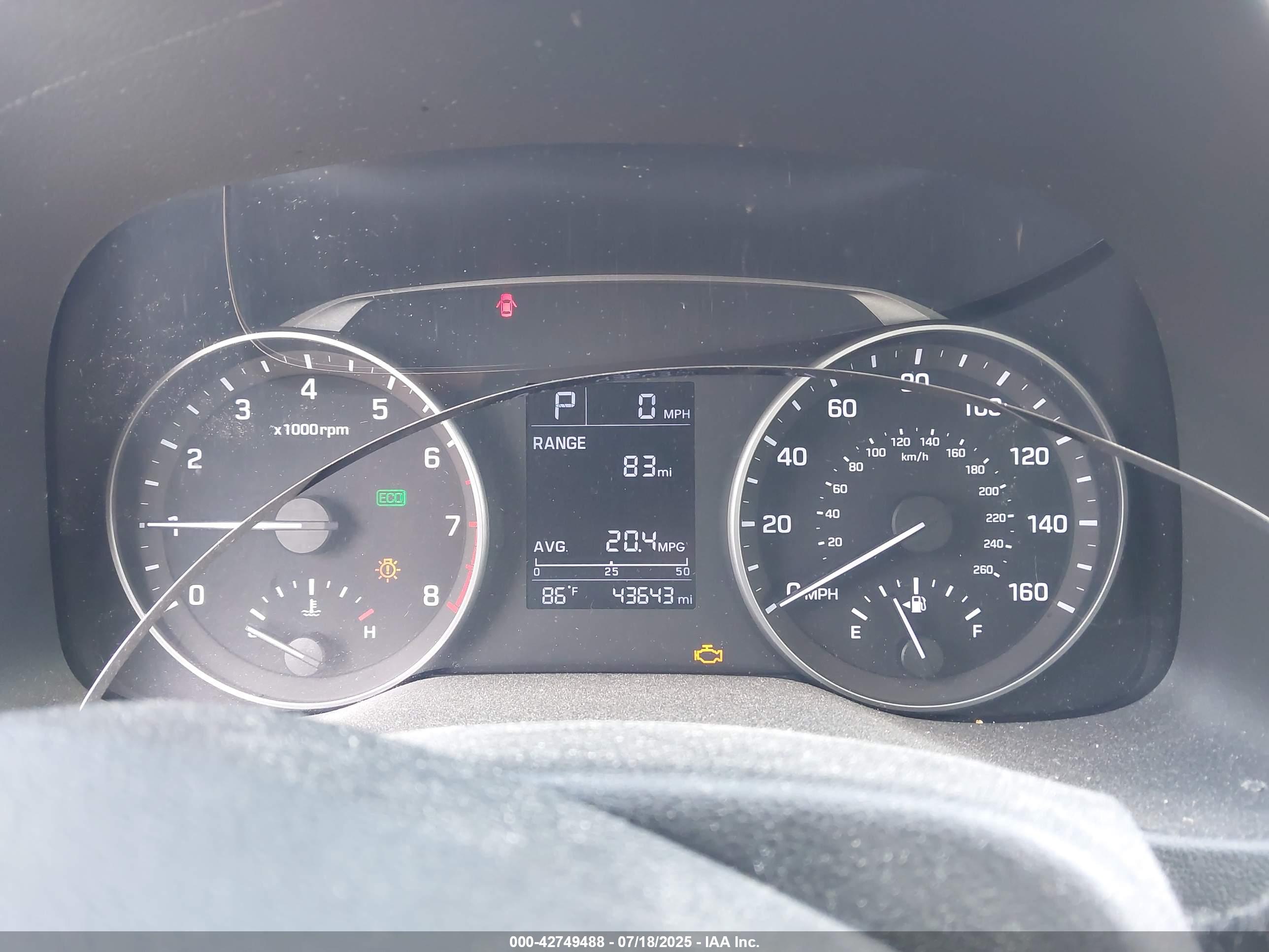 HYUNDAI ELANTRA image 7
