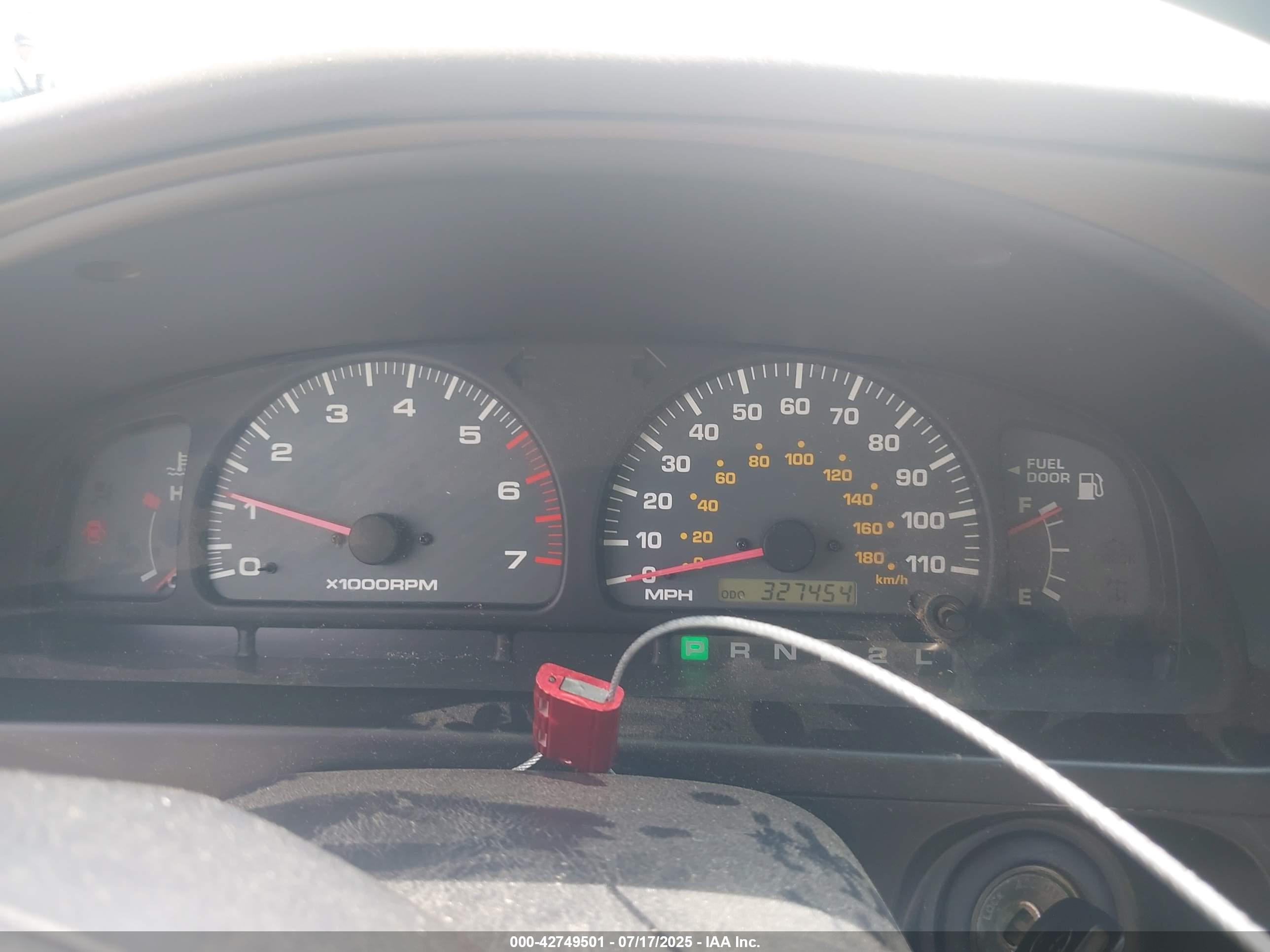 TOYOTA 4RUNNER image 7