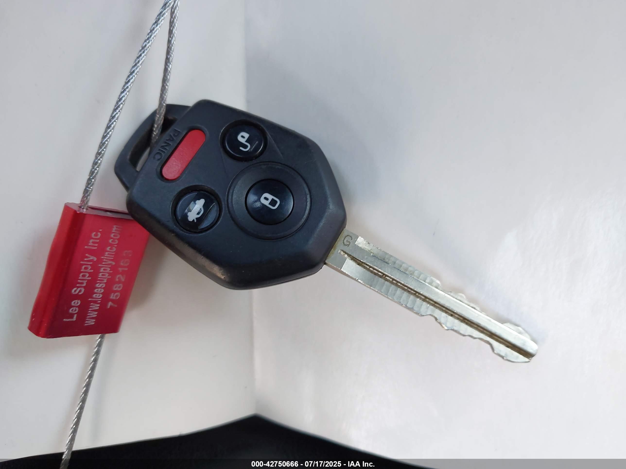 SUBARU FORESTER image 11