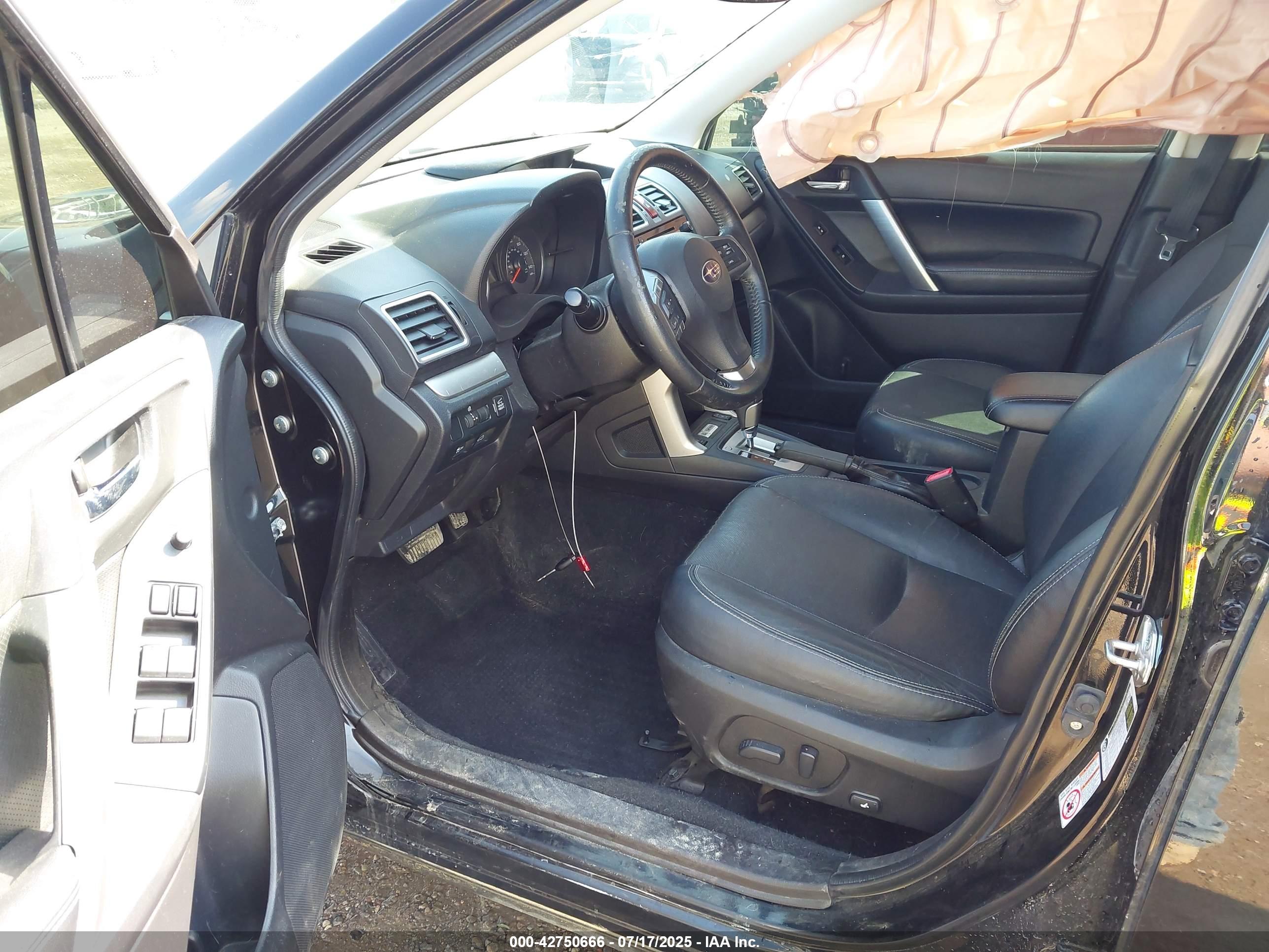 SUBARU FORESTER image 5