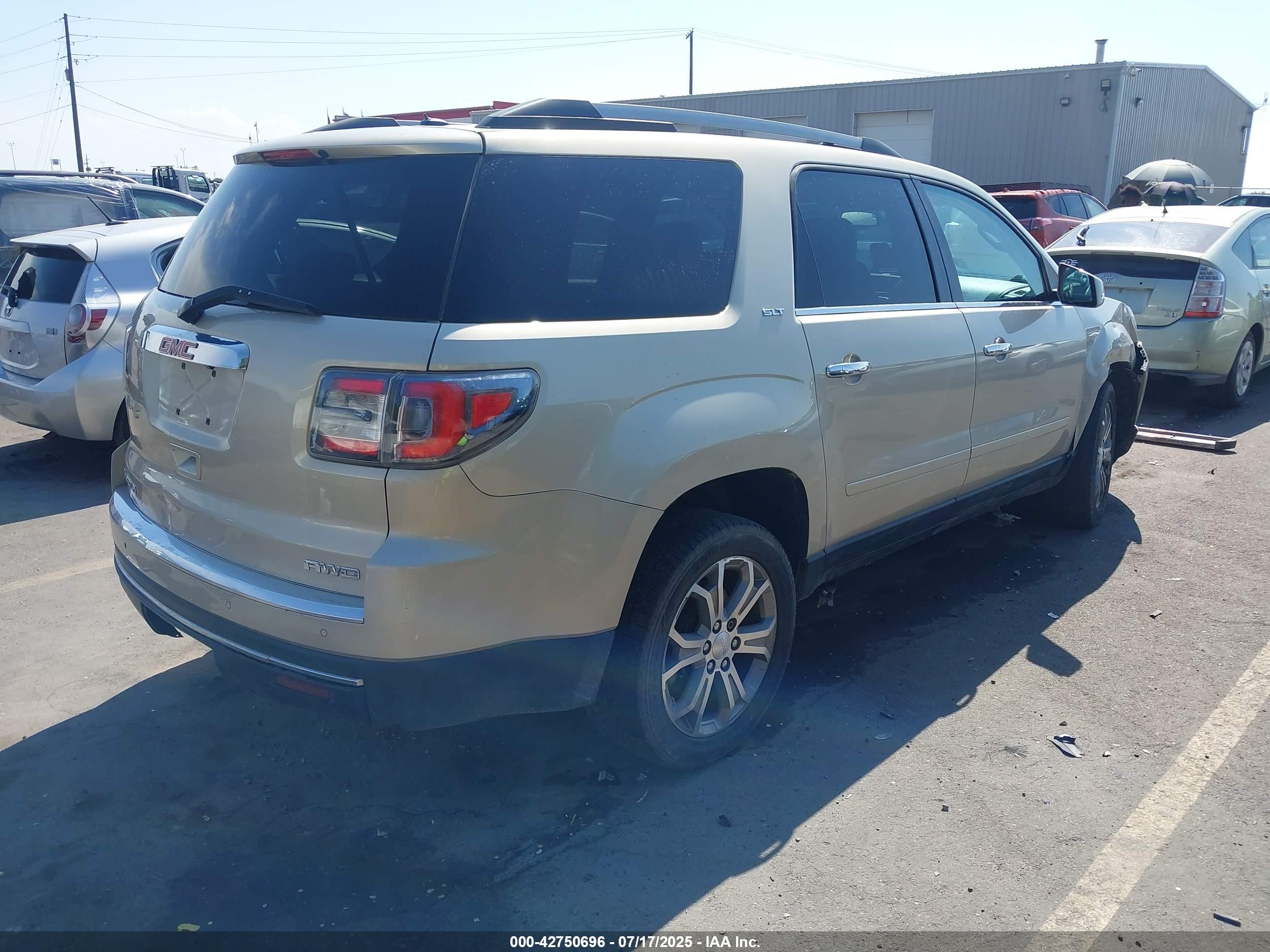 GMC ACADIA image 4