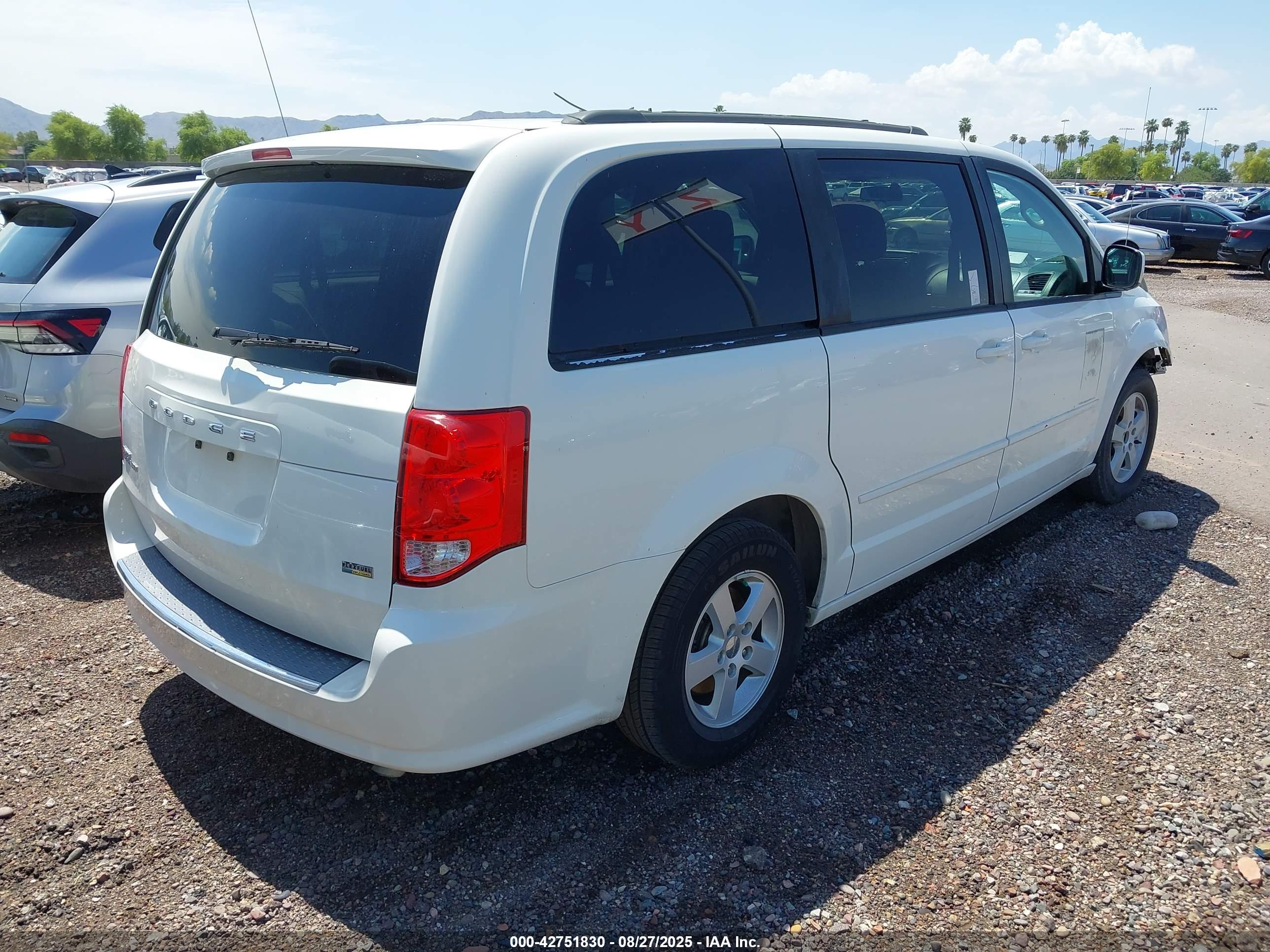 DODGE GRAND image 4